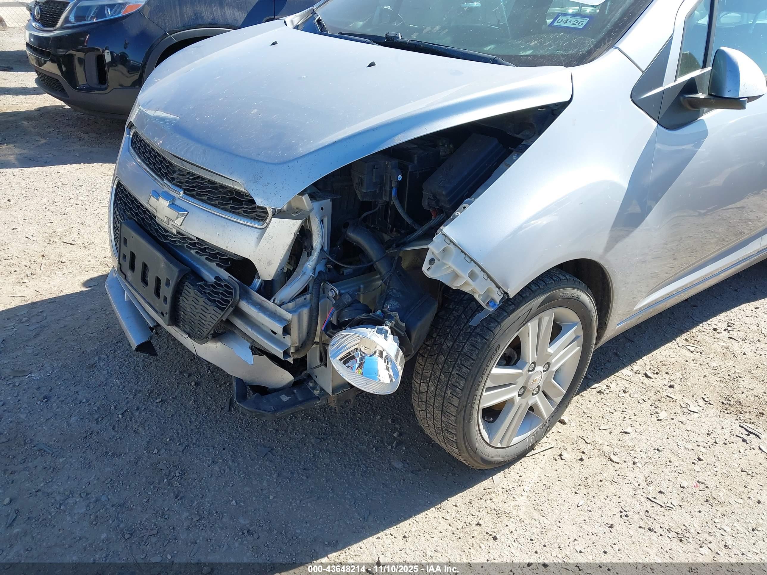 CHEVROLET SPARK image 6