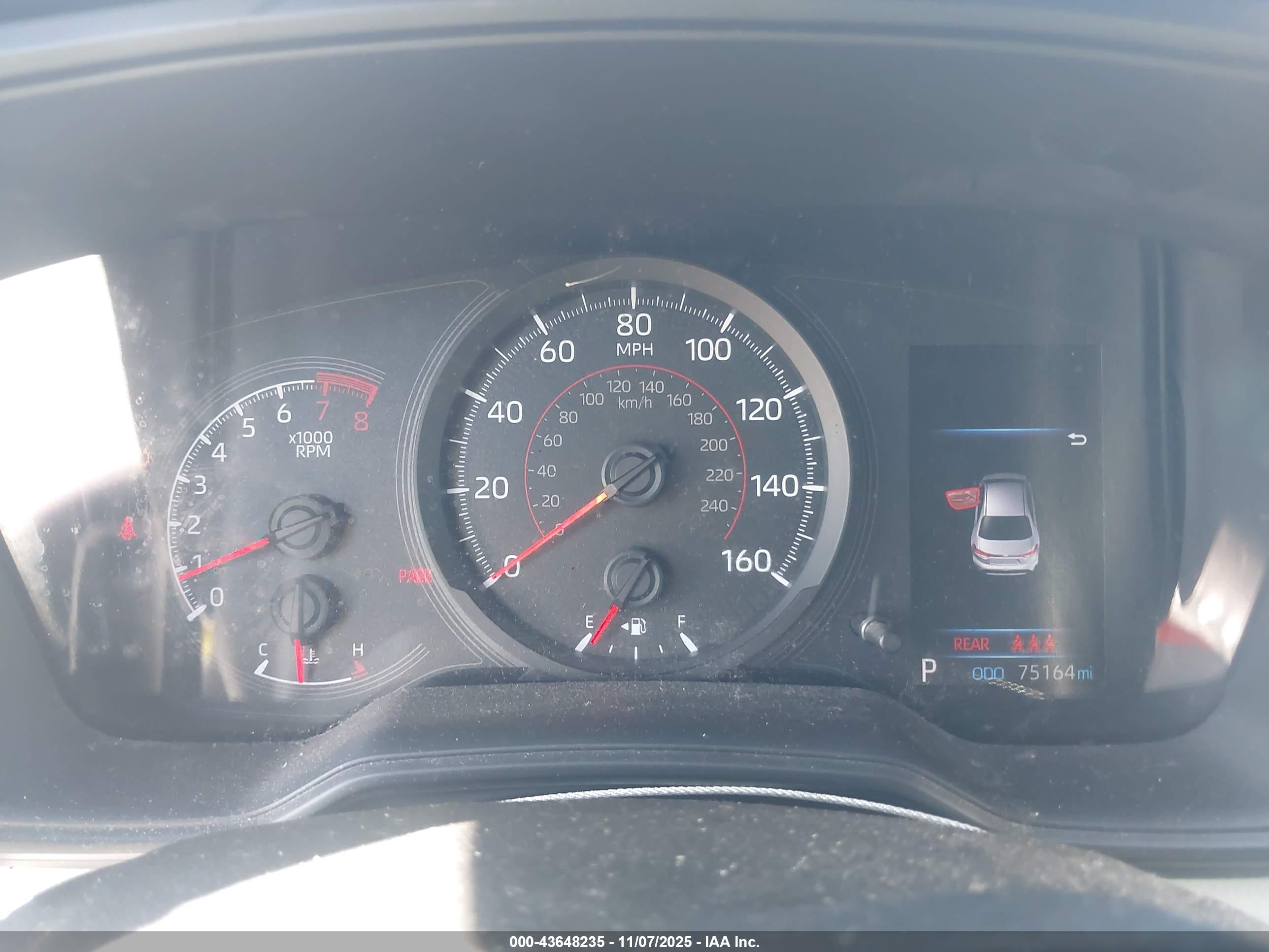 TOYOTA COROLLA image 7