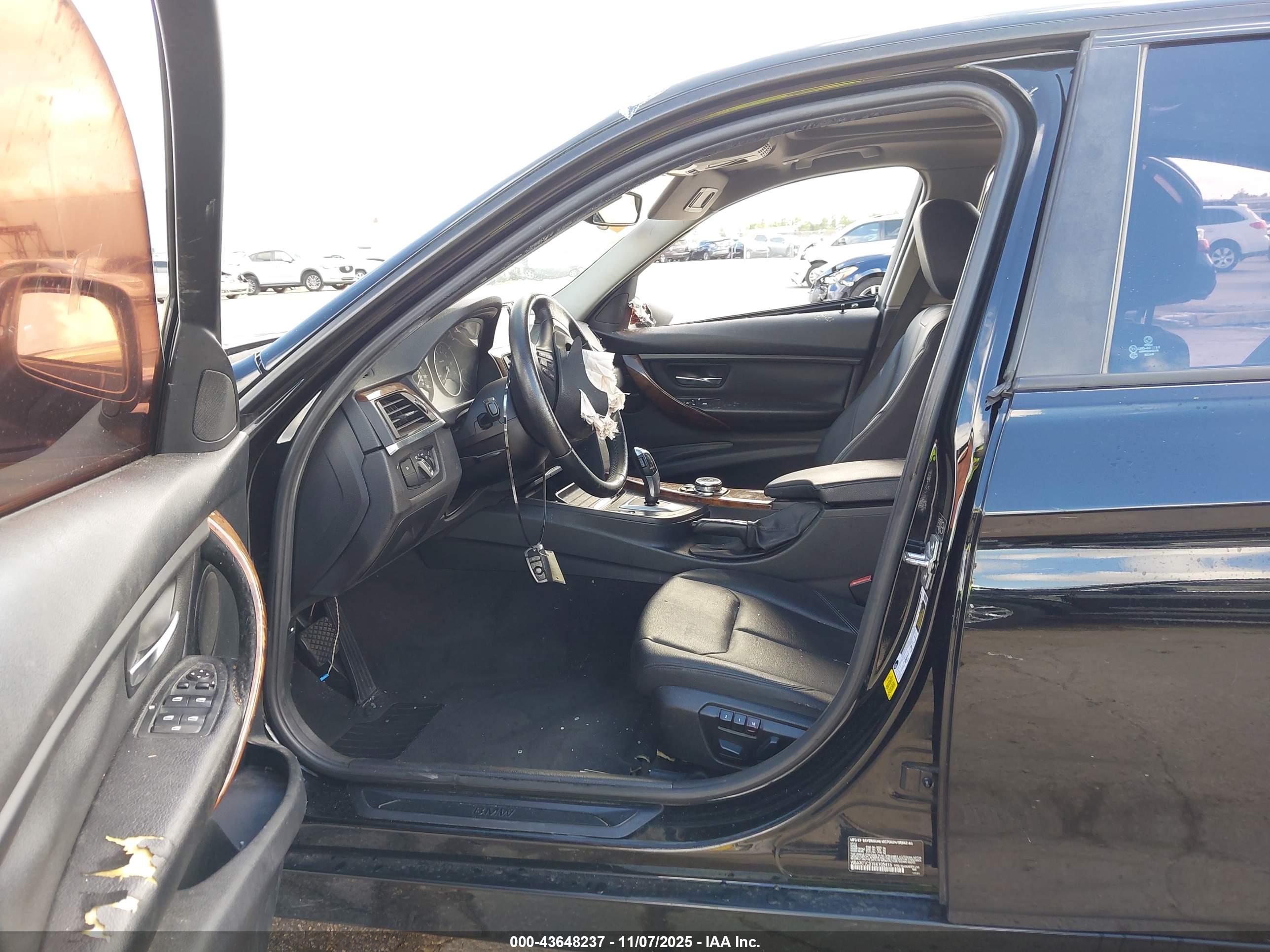 BMW 328I image 5