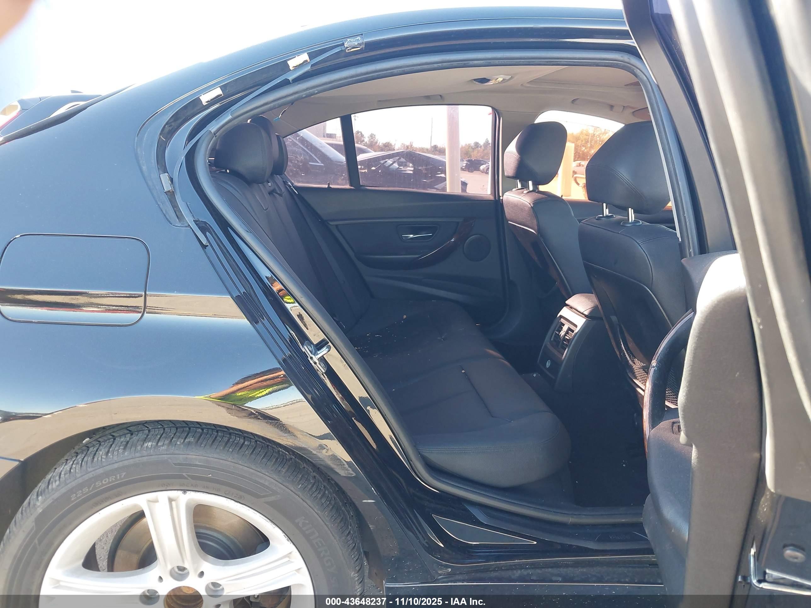 BMW 328I image 8