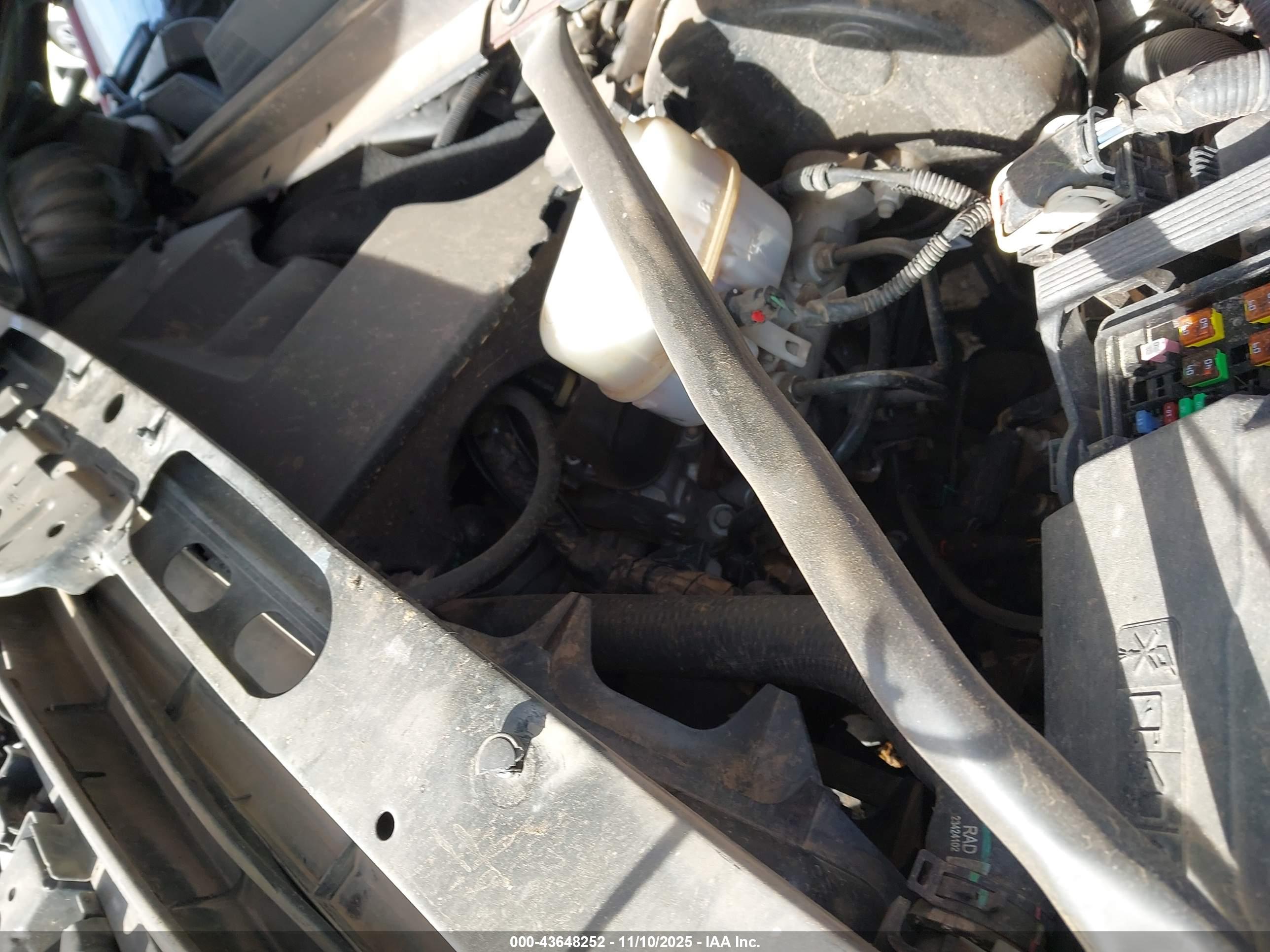 GMC YUKON image 10