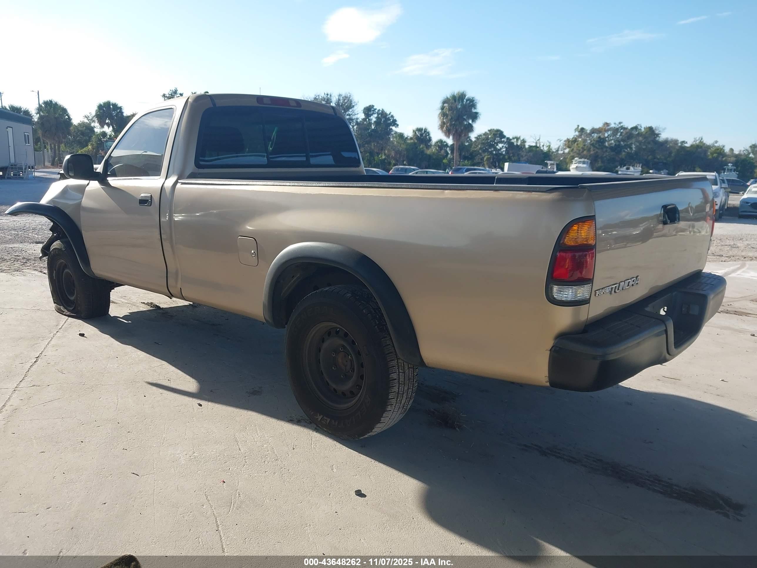 TOYOTA TUNDRA image 3