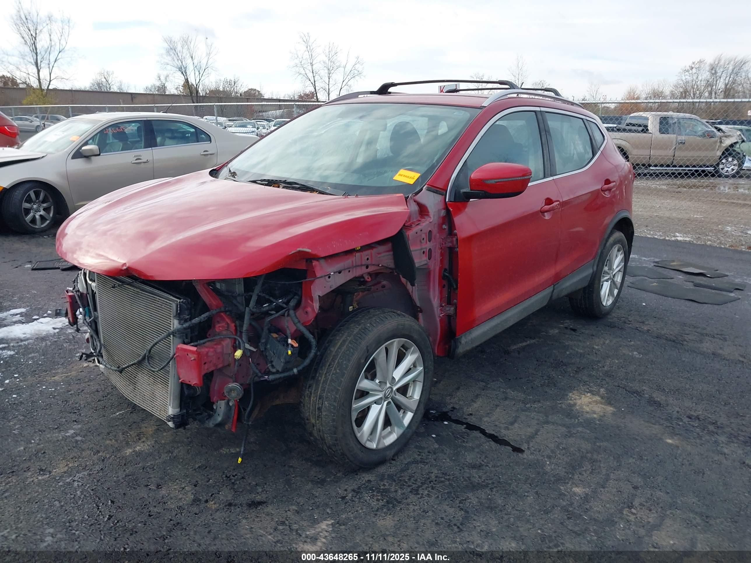 NISSAN ROGUE image 2