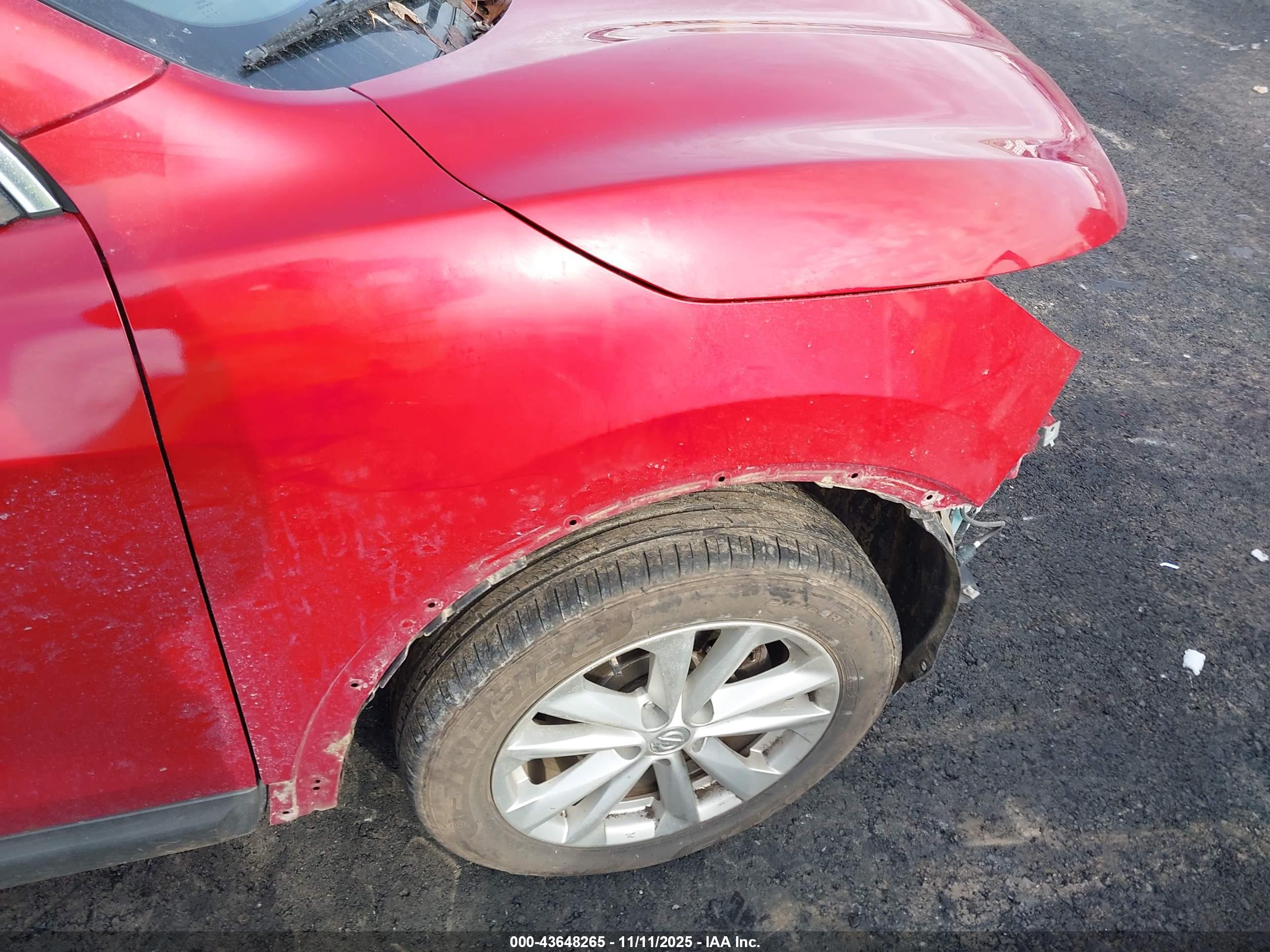 NISSAN ROGUE image 6