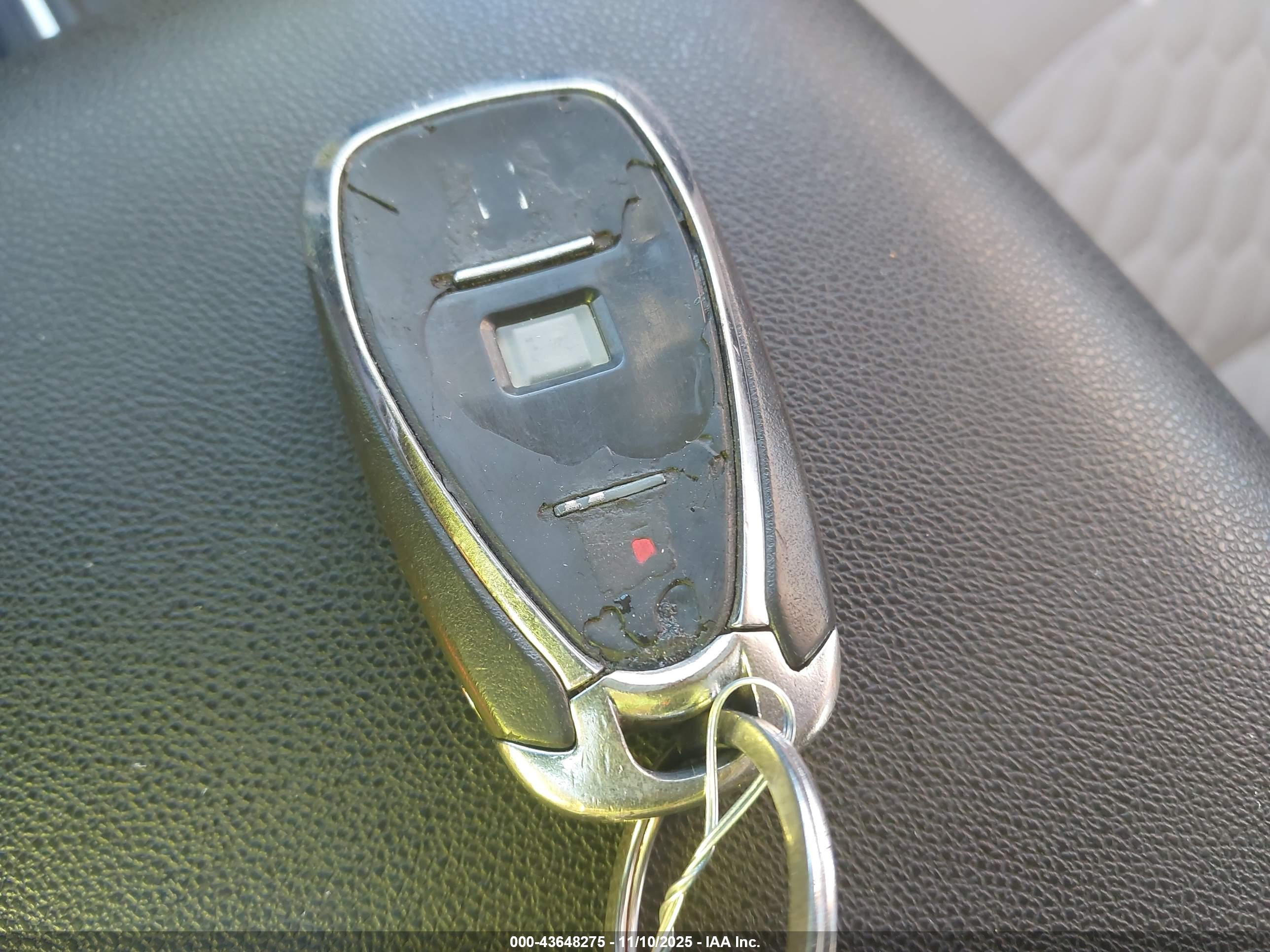 CHEVROLET EQUINOX image 11