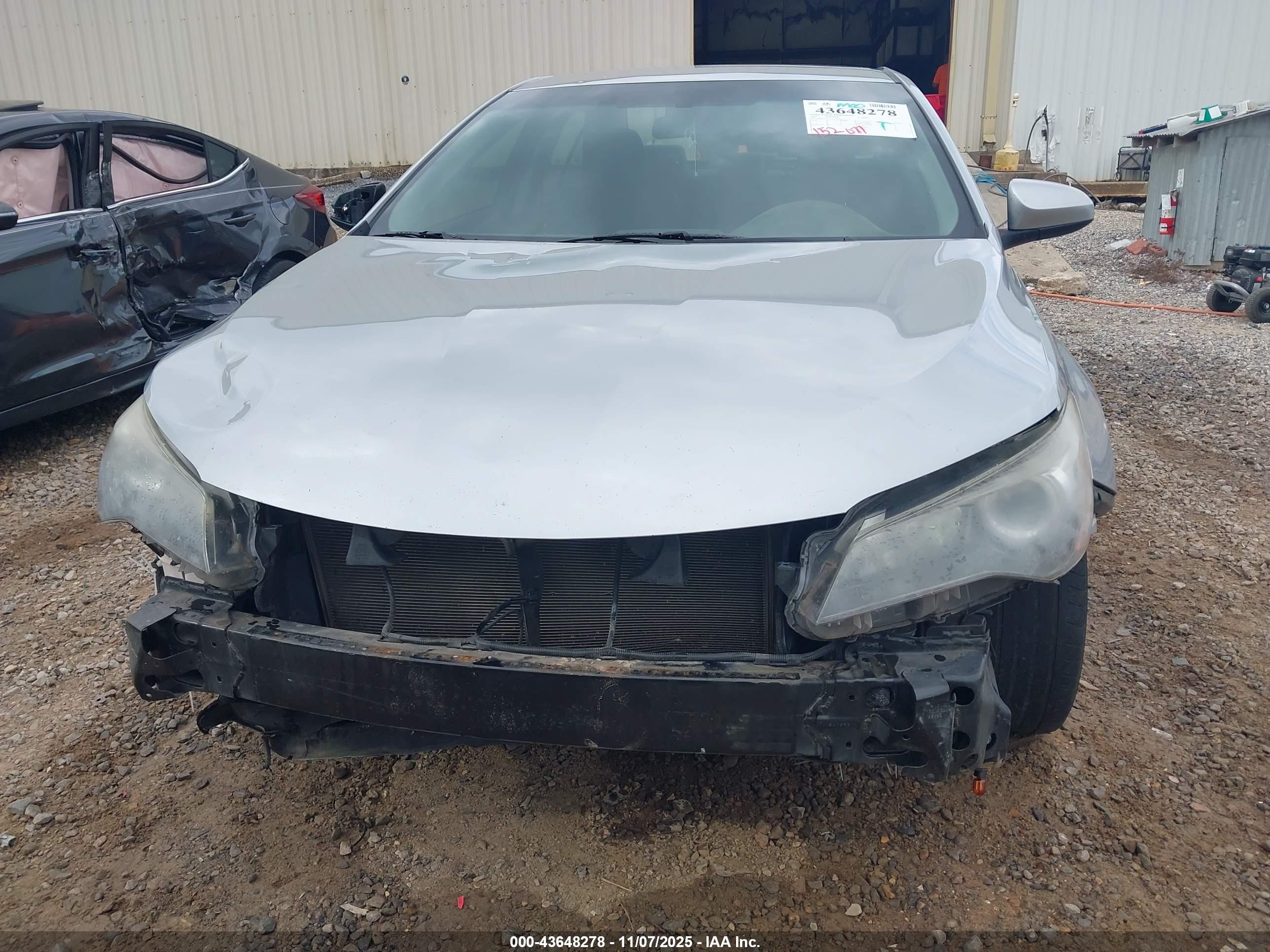 TOYOTA CAMRY image 6