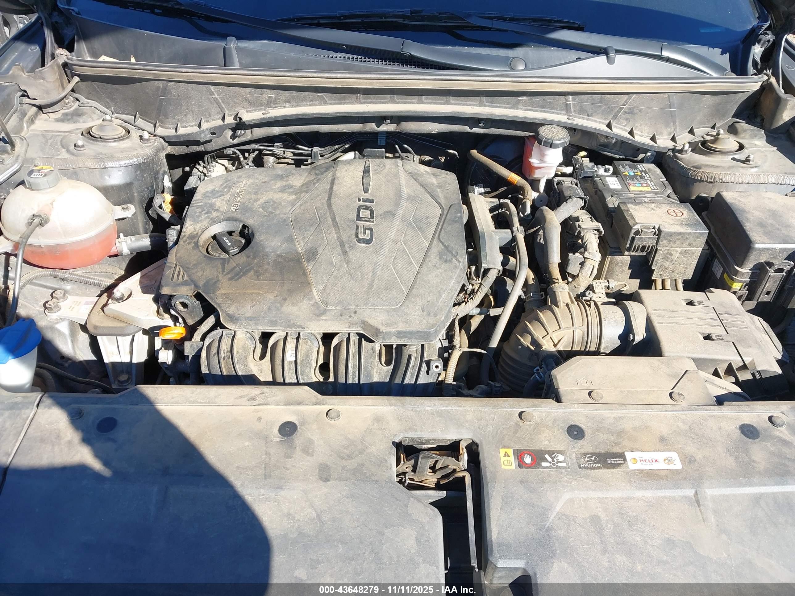 HYUNDAI TUCSON image 10