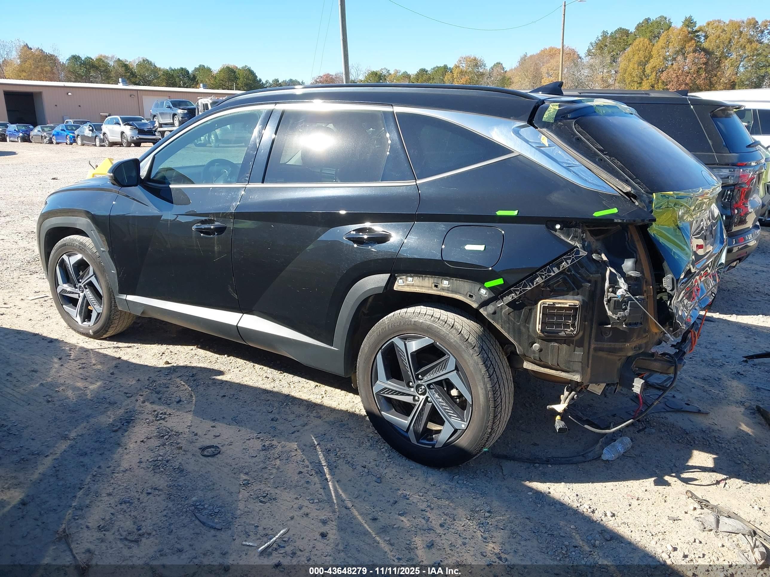 HYUNDAI TUCSON image 3