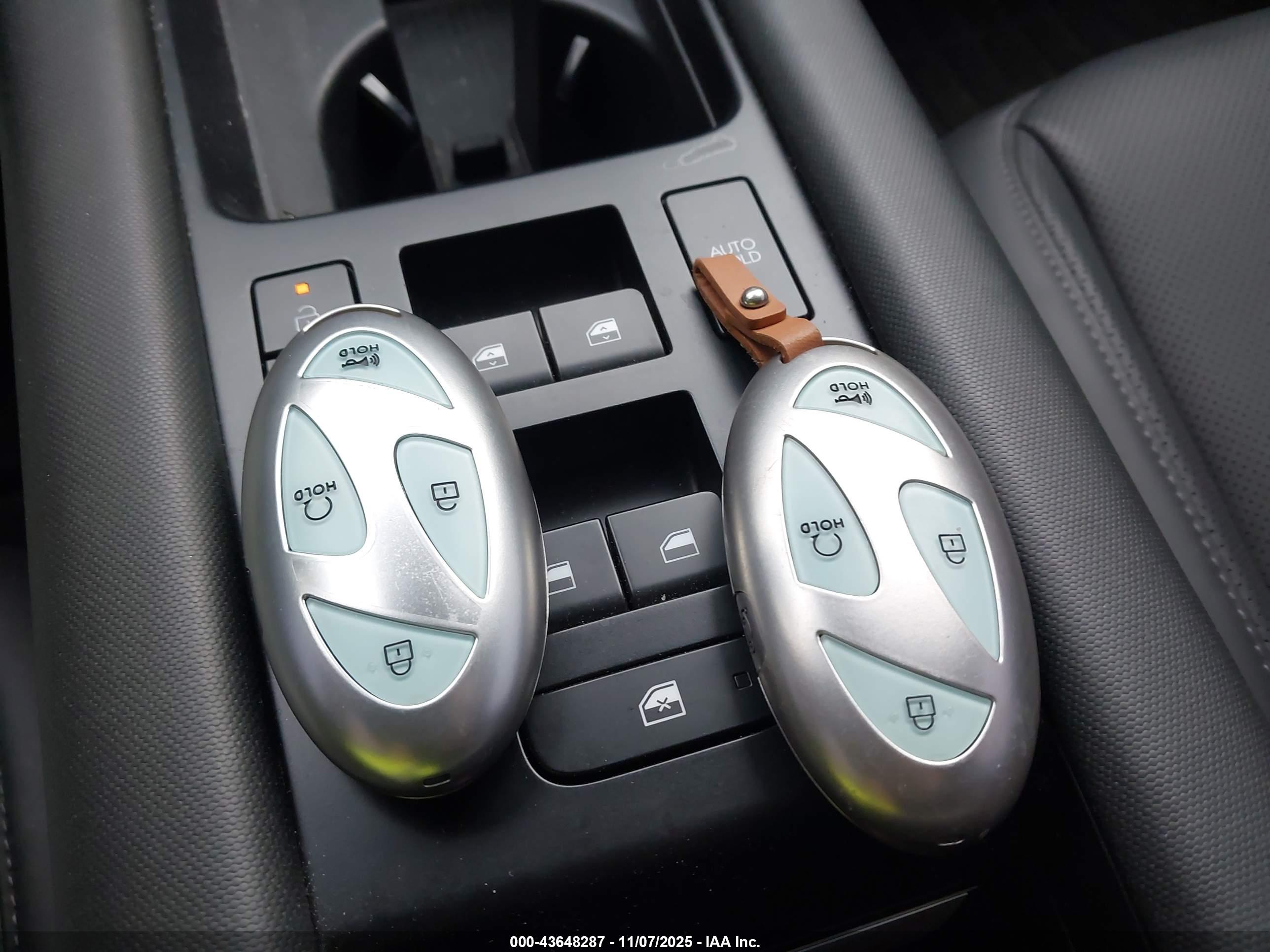 HYUNDAI IONIQ image 11