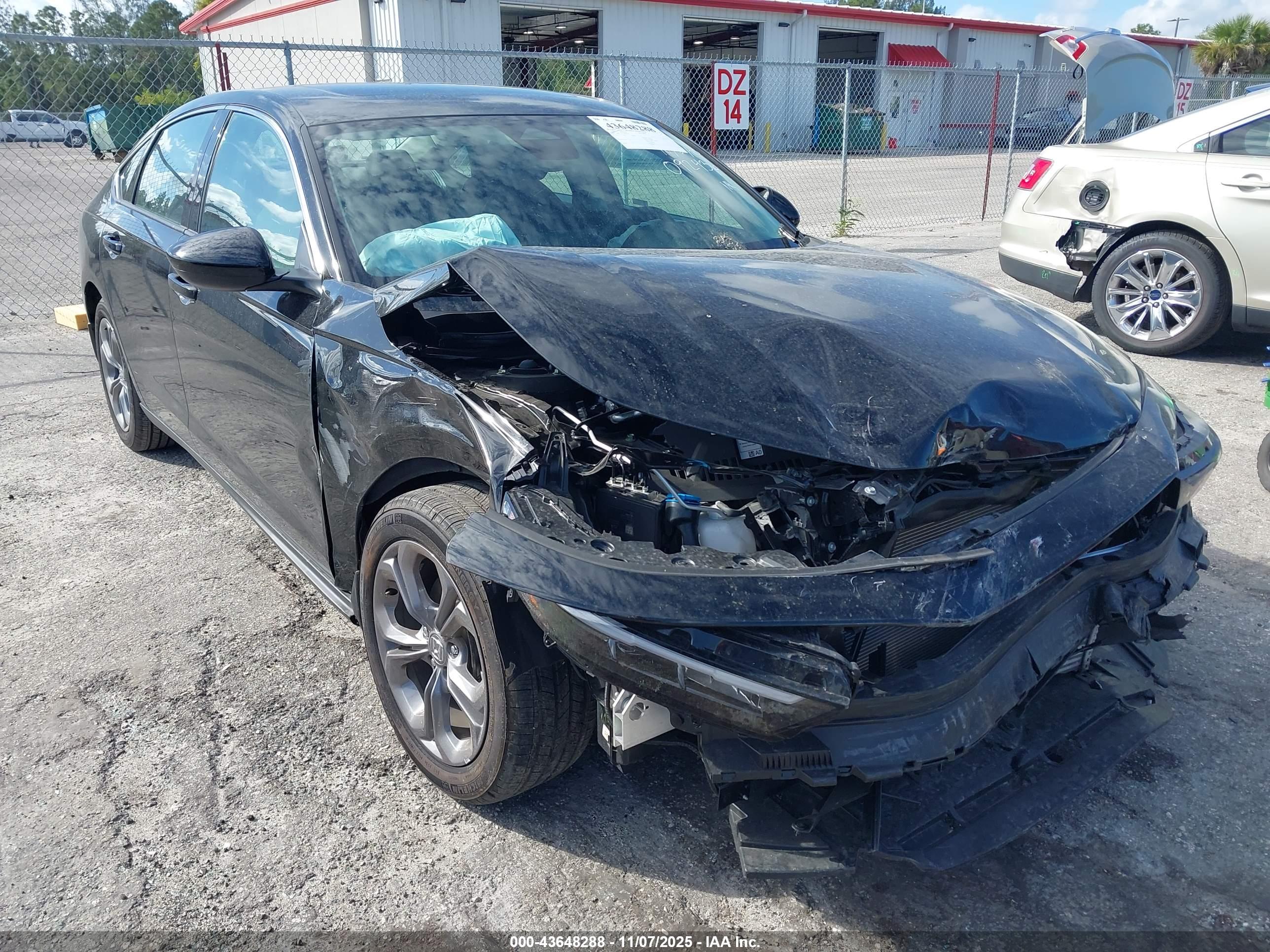 HONDA ACCORD image 6