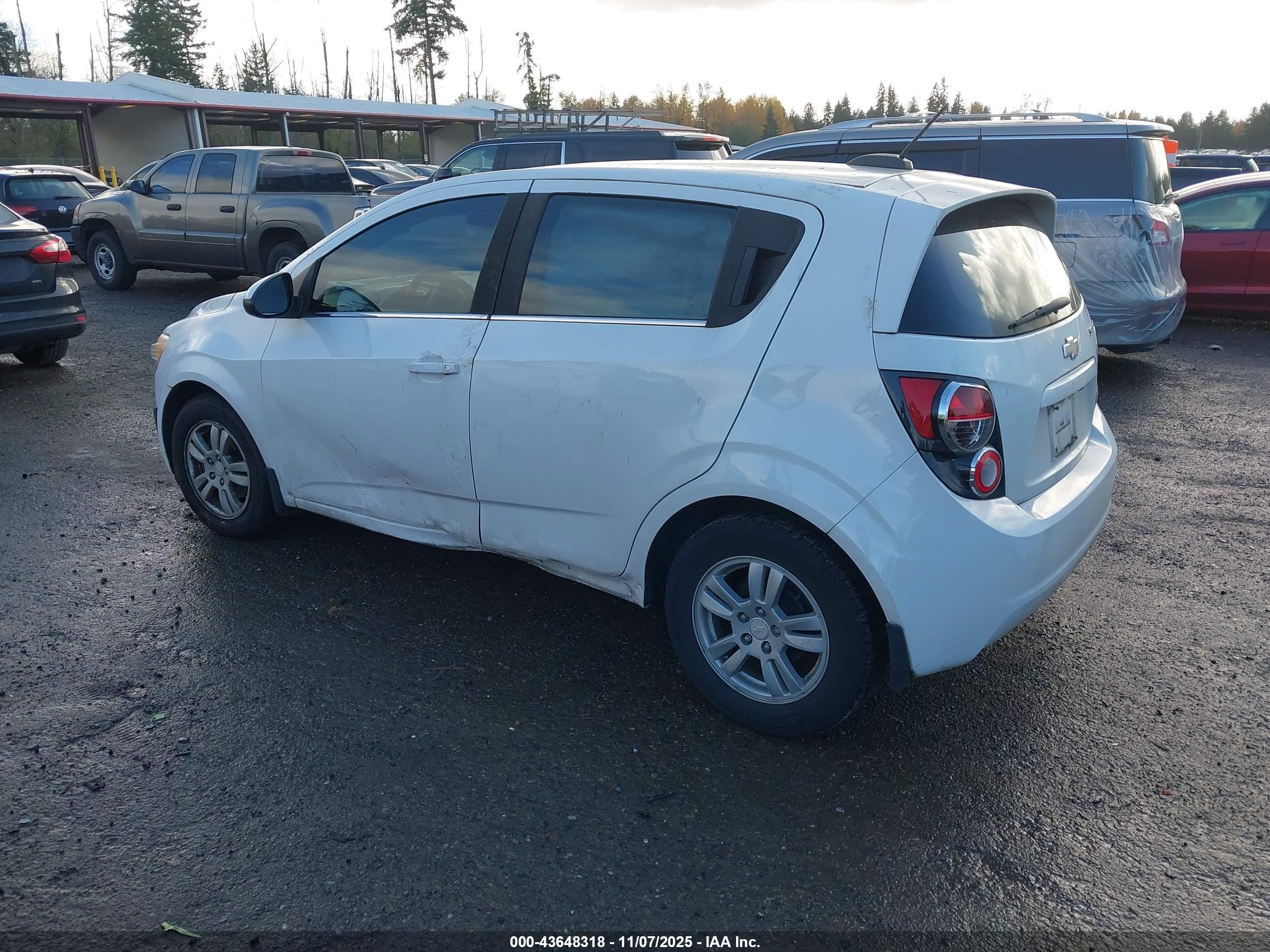 CHEVROLET SONIC image 3