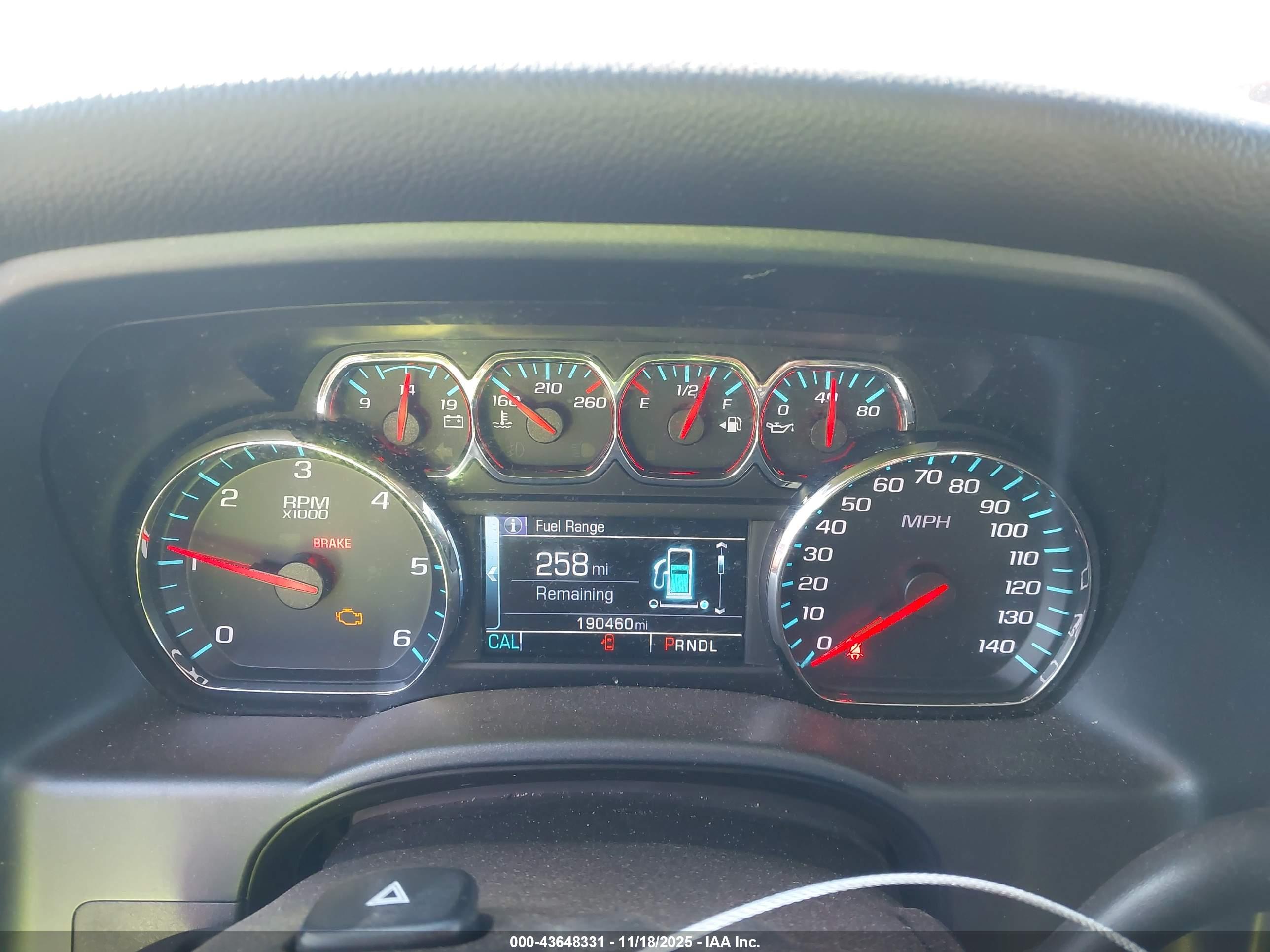 CHEVROLET SILVERADO image 7