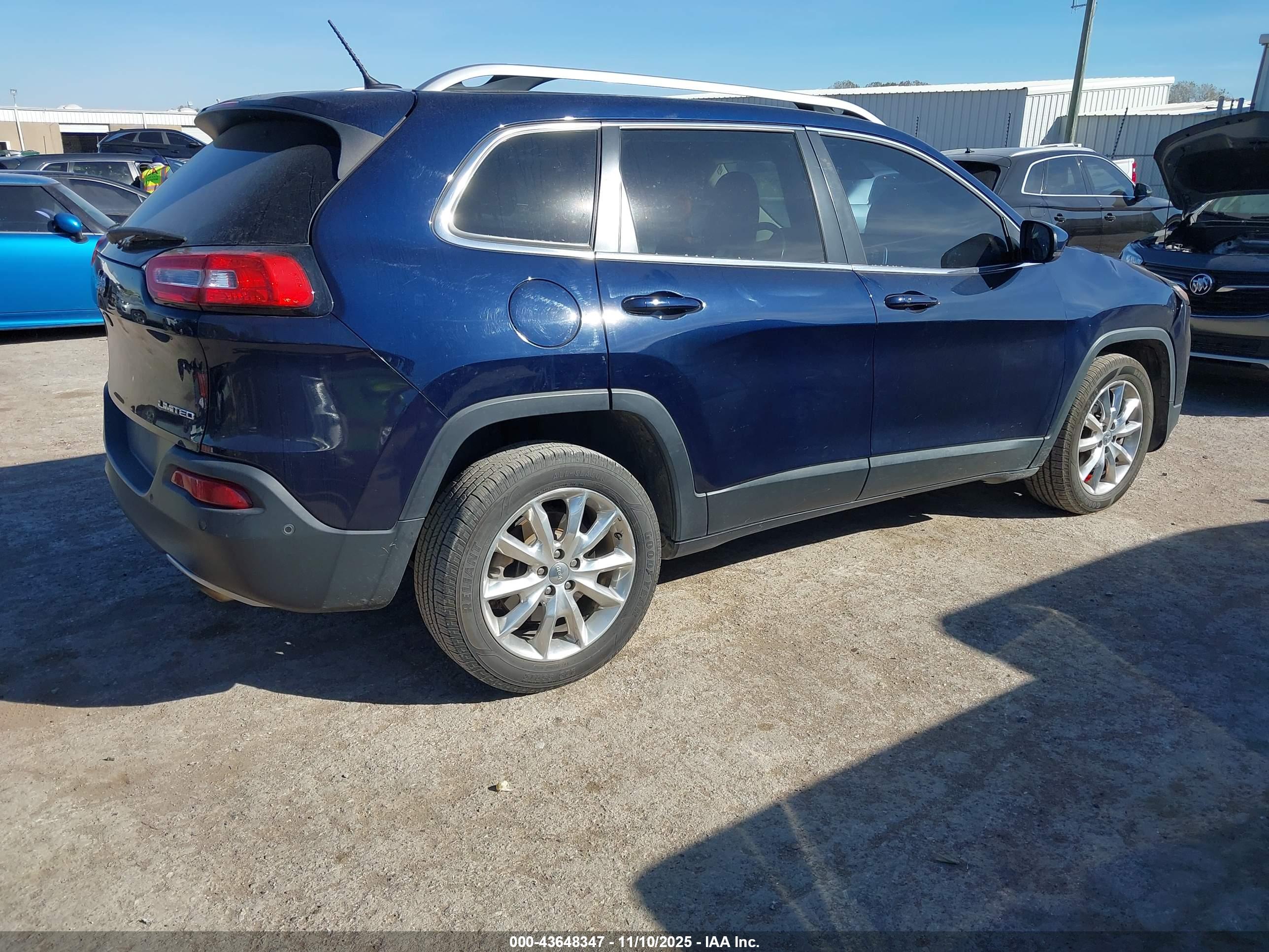 JEEP CHEROKEE image 4