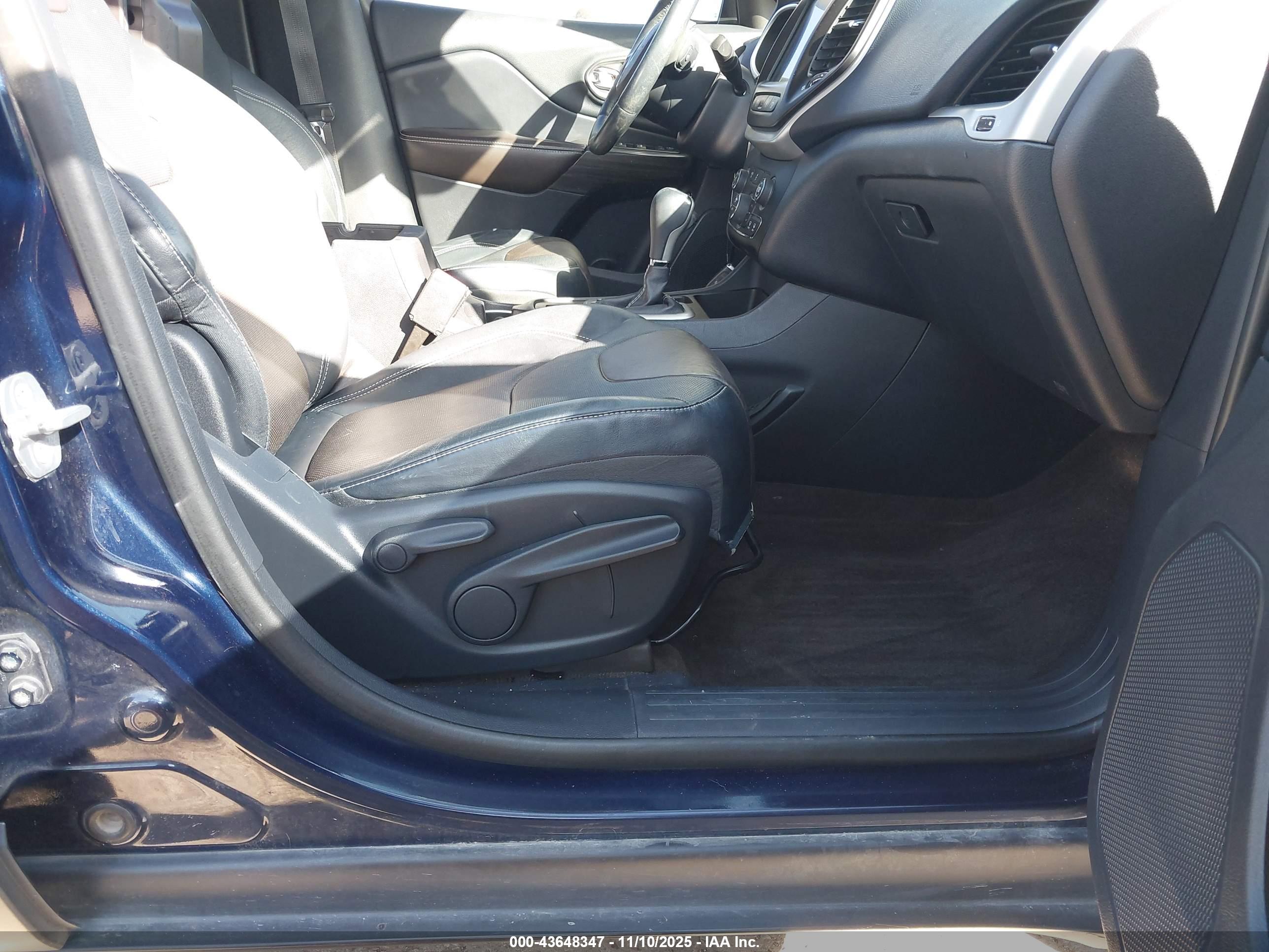 JEEP CHEROKEE image 5