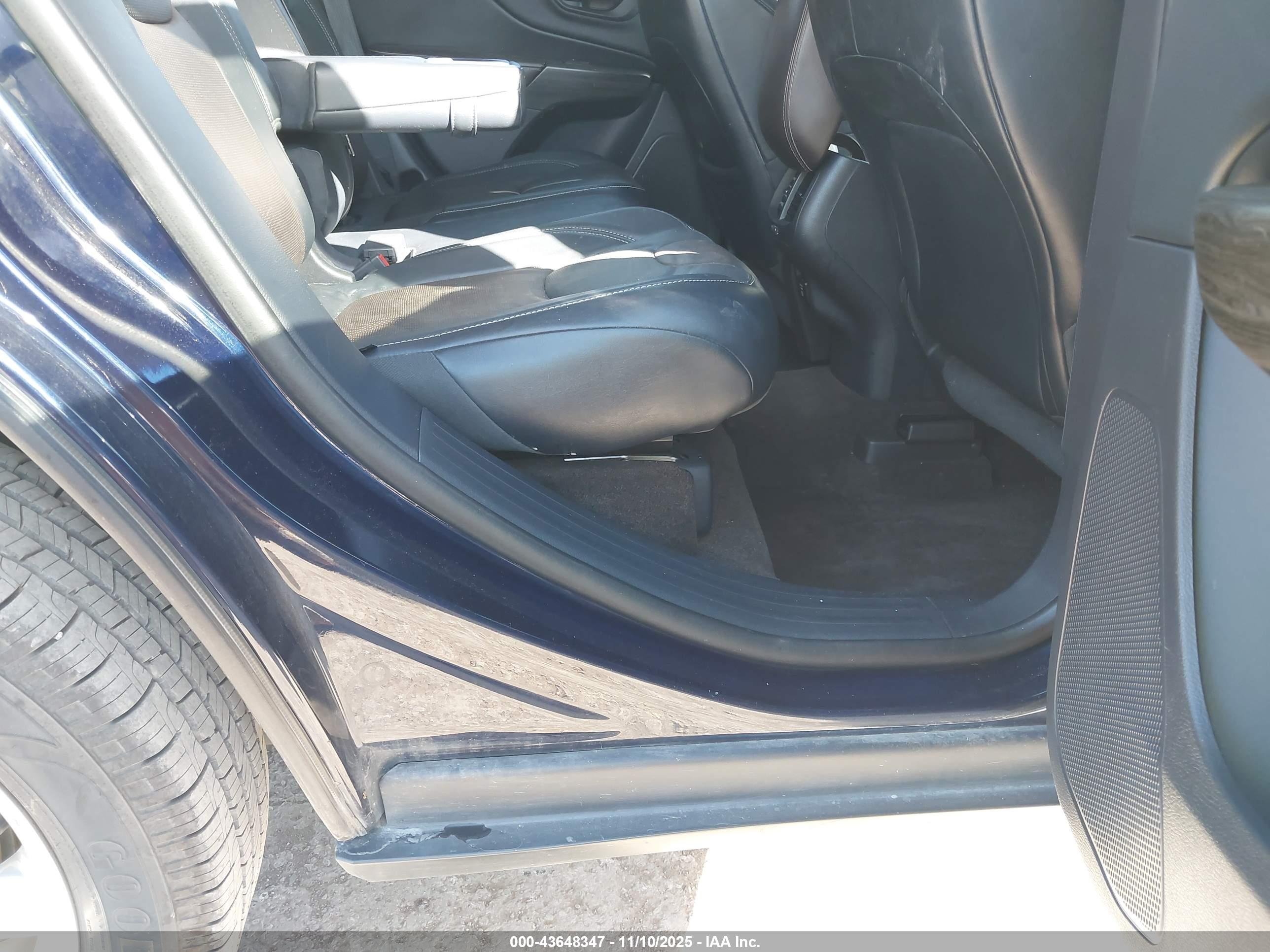 JEEP CHEROKEE image 8