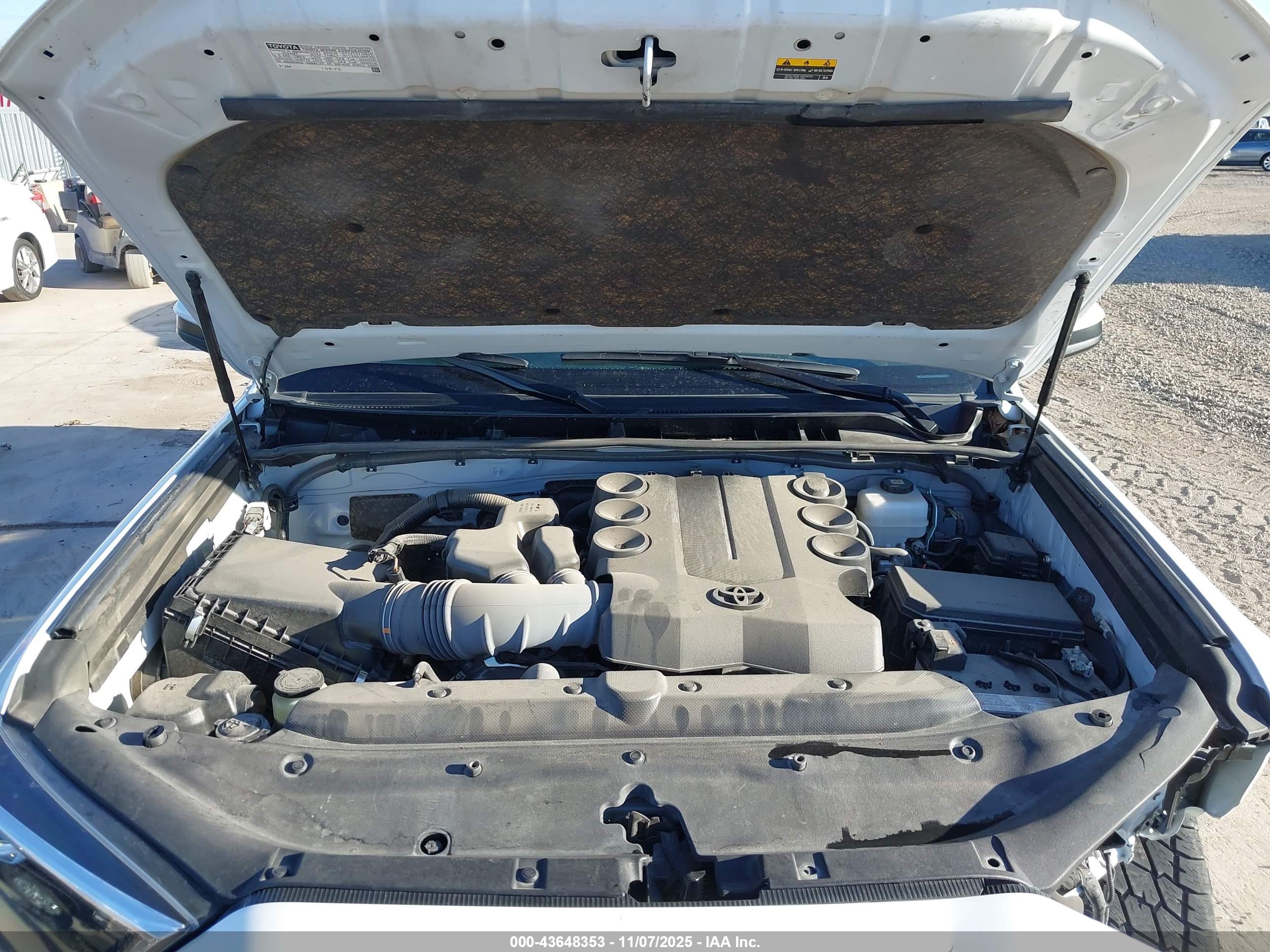TOYOTA 4RUNNER image 10