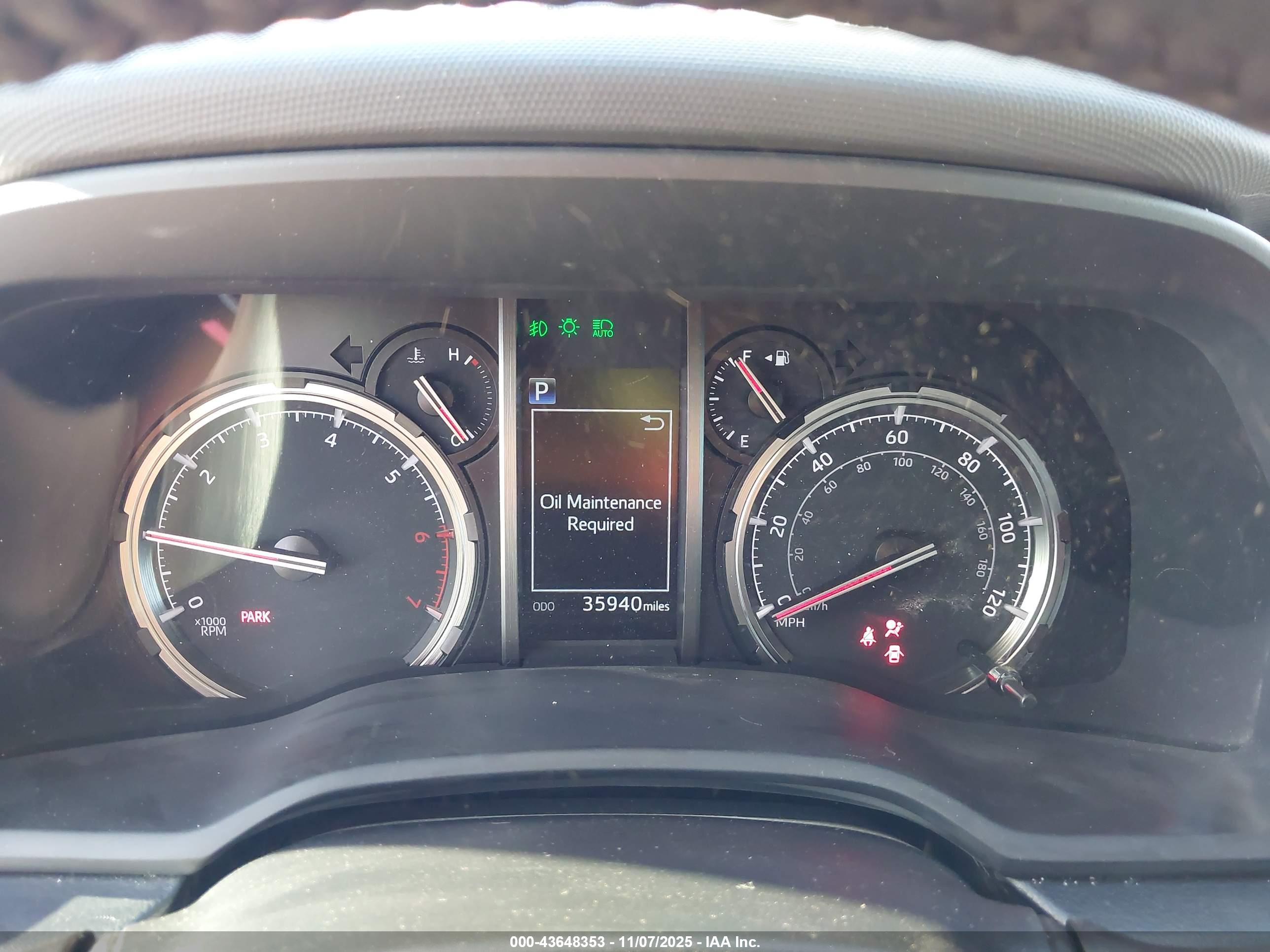TOYOTA 4RUNNER image 7