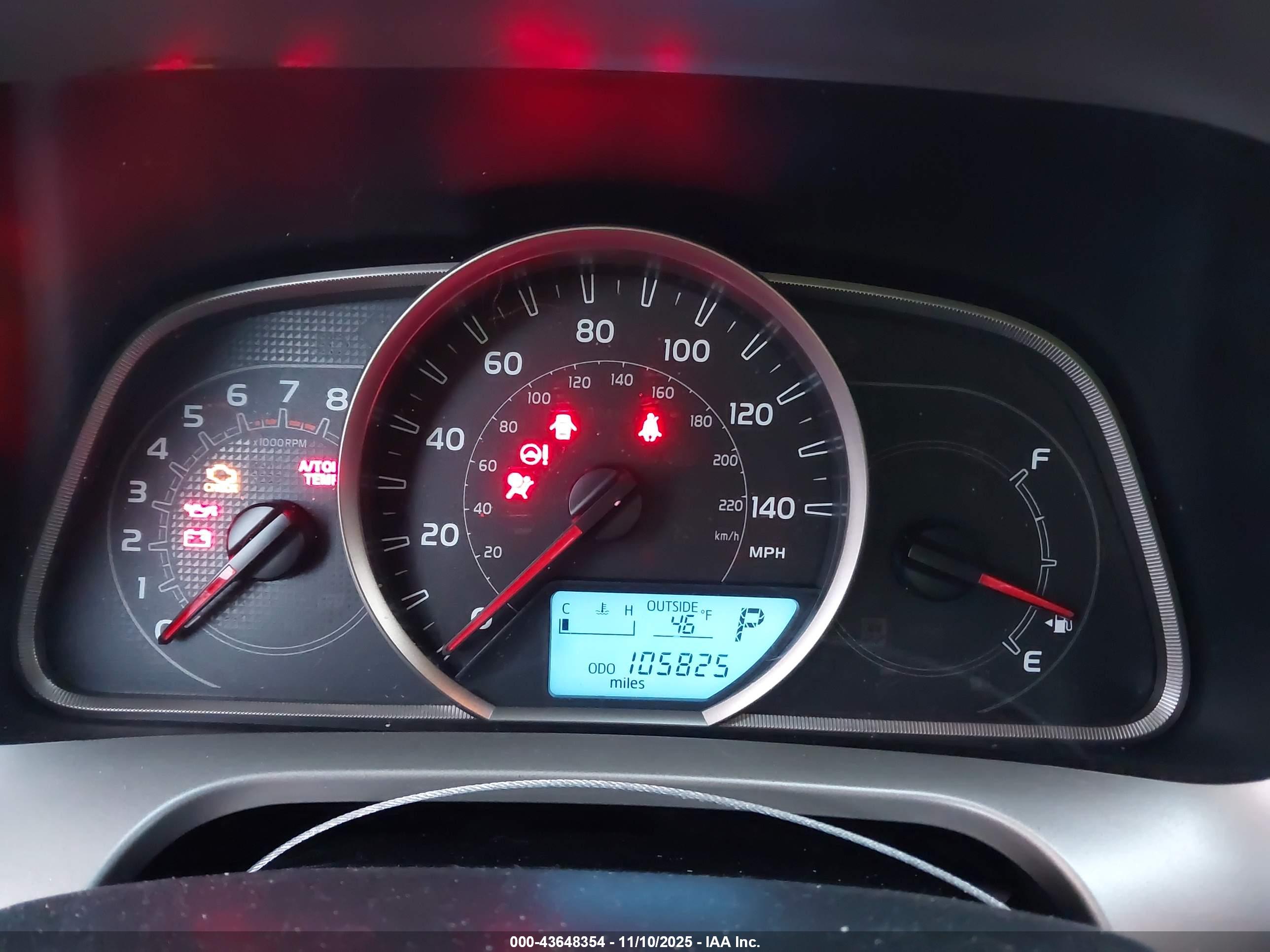 TOYOTA RAV4 image 7