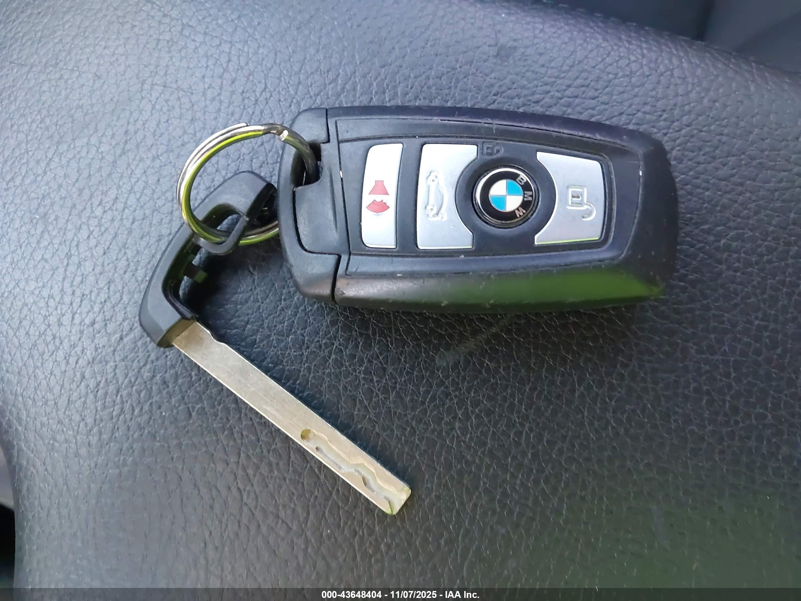 BMW 335I image 11