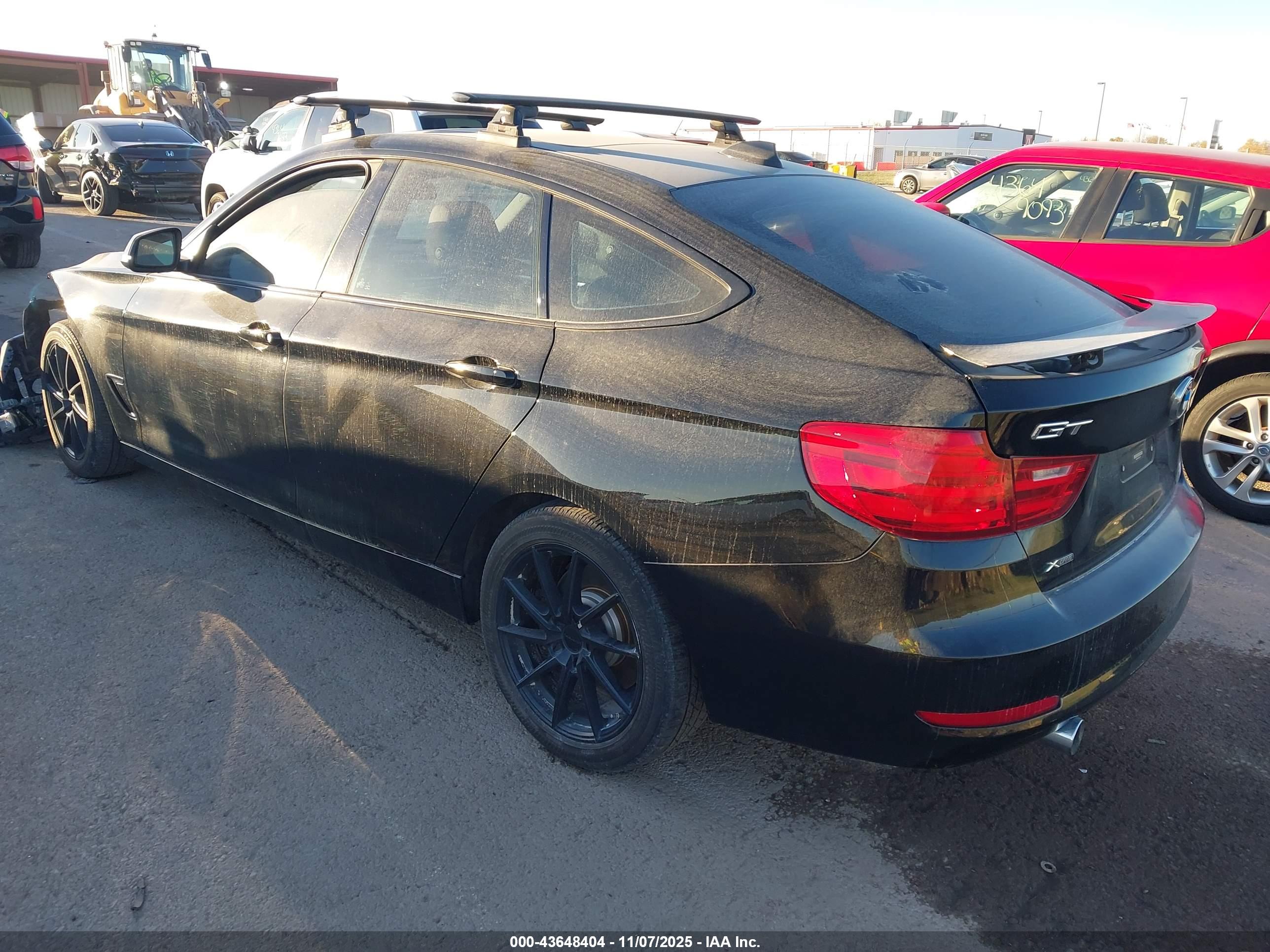 BMW 335I image 3
