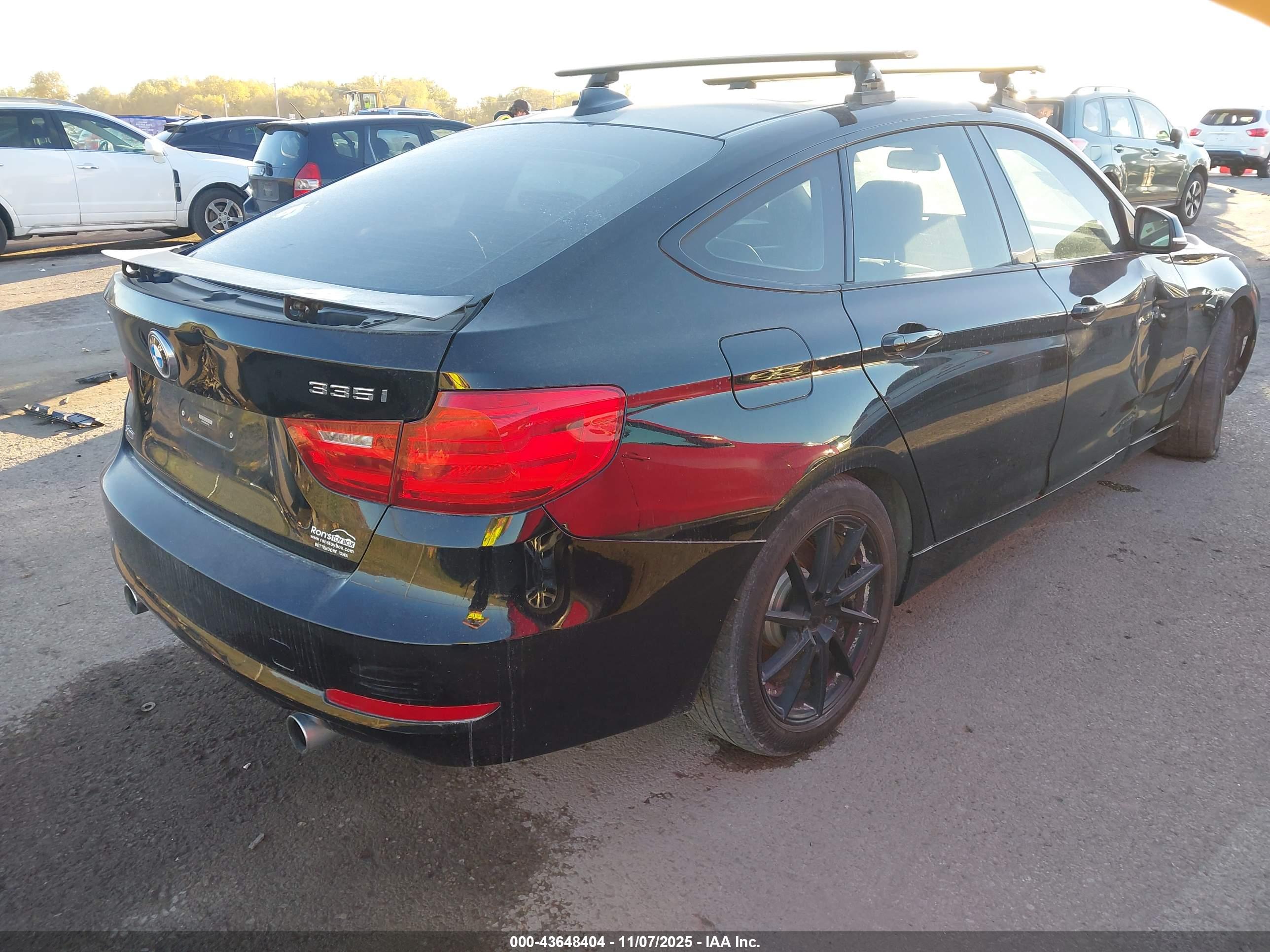 BMW 335I image 4