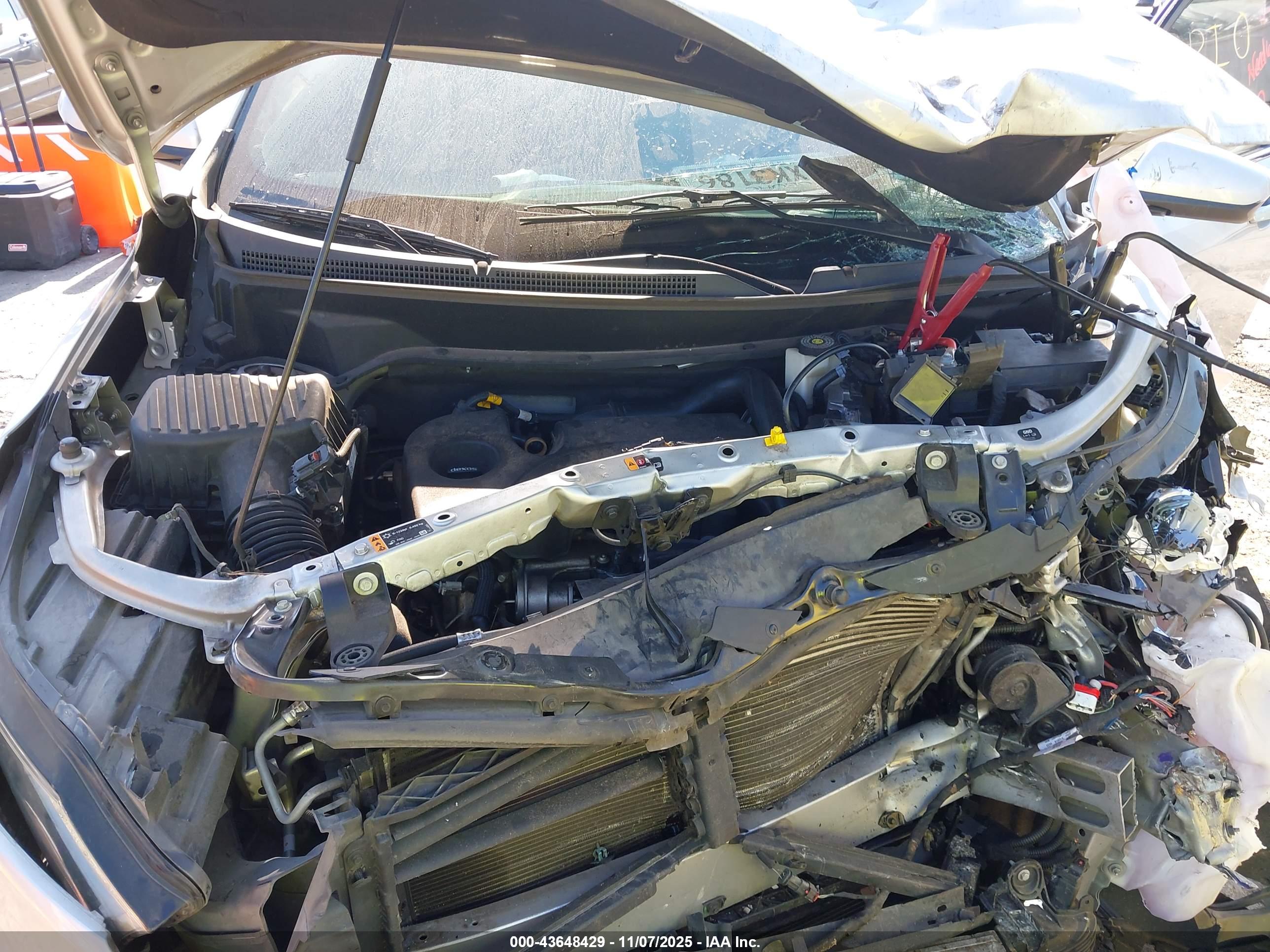 CHEVROLET EQUINOX image 10