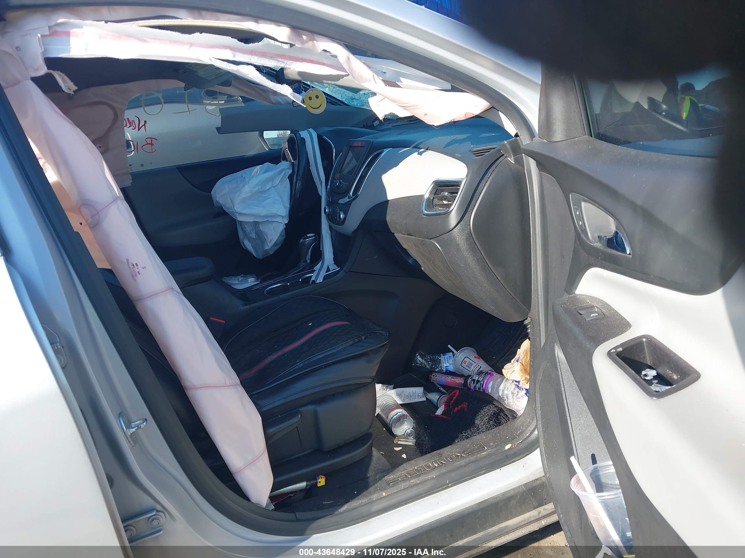 CHEVROLET EQUINOX image 5