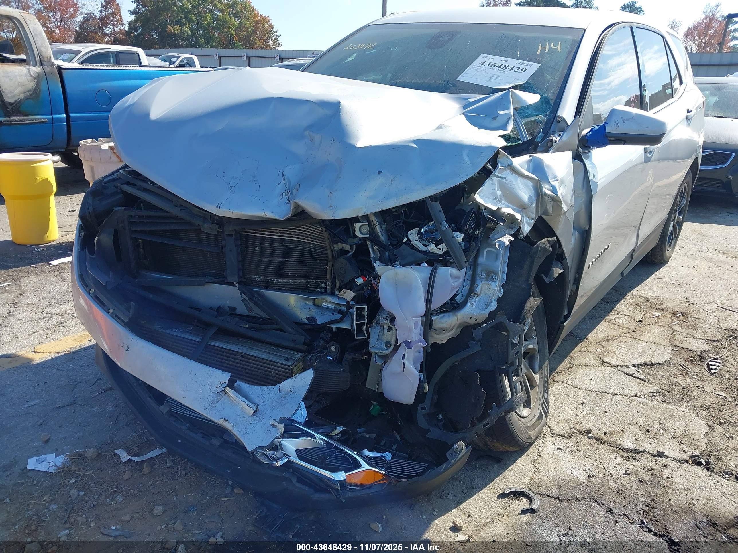 CHEVROLET EQUINOX image 6
