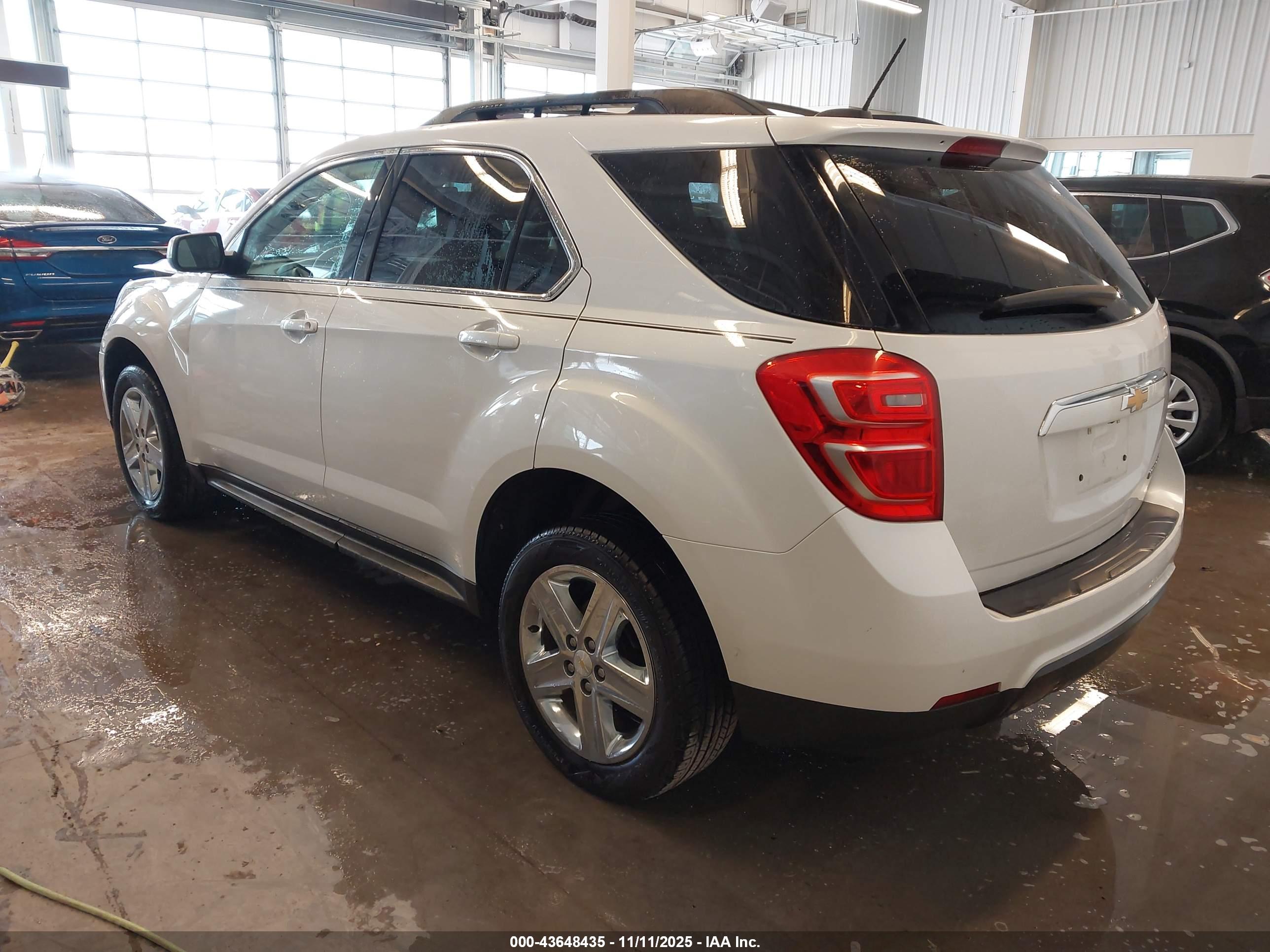 CHEVROLET EQUINOX image 3