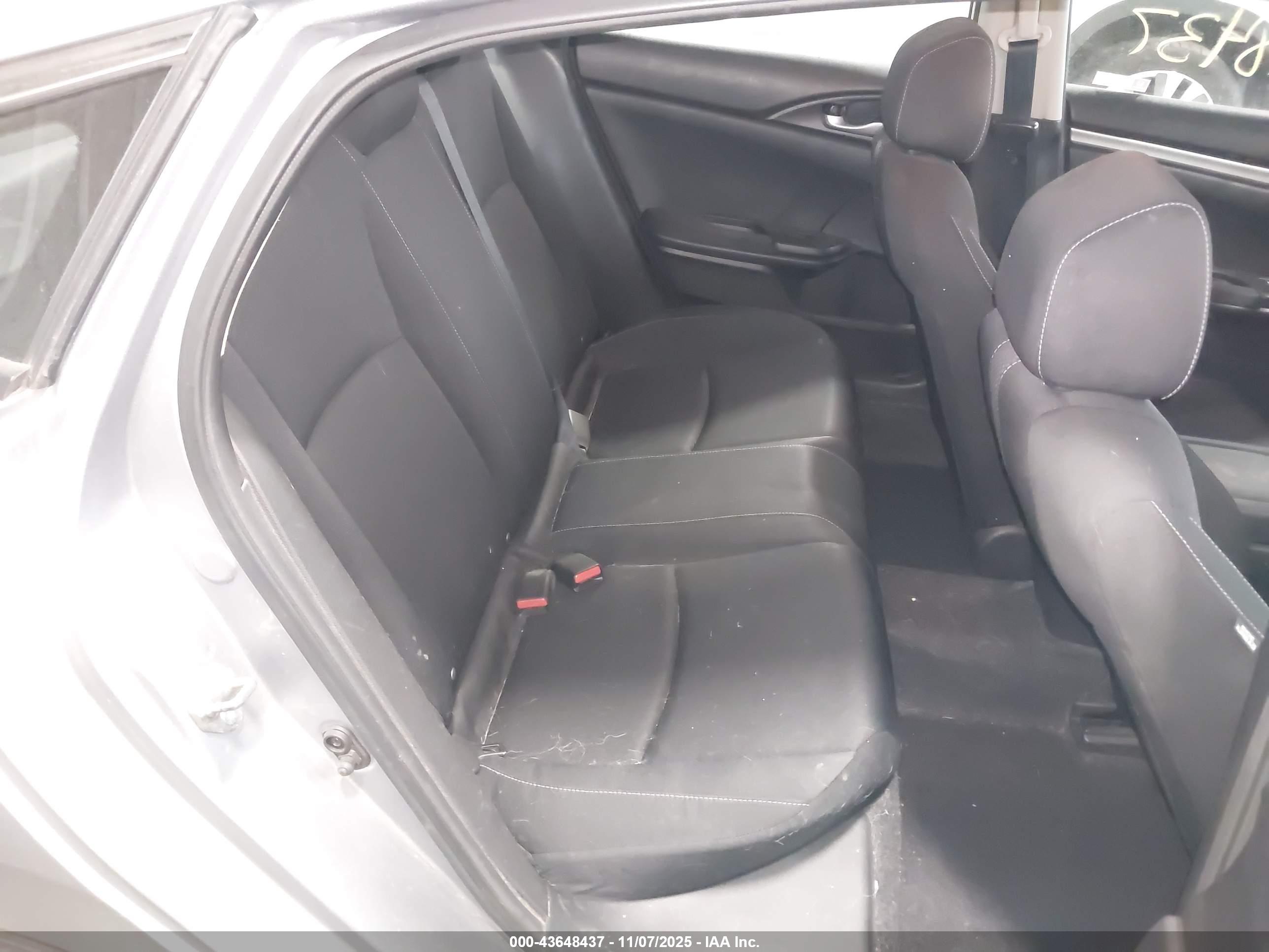 HONDA CIVIC image 8