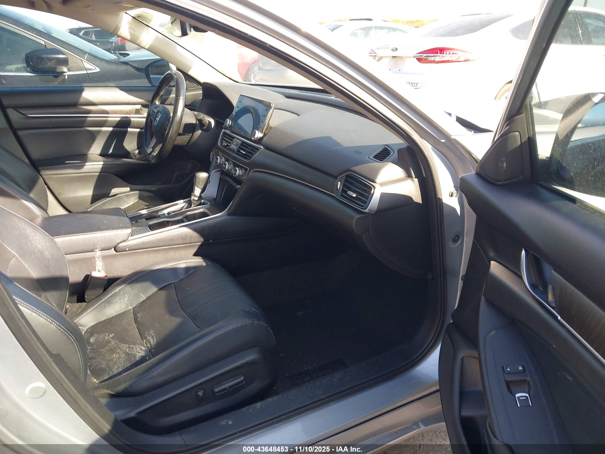 HONDA ACCORD image 5
