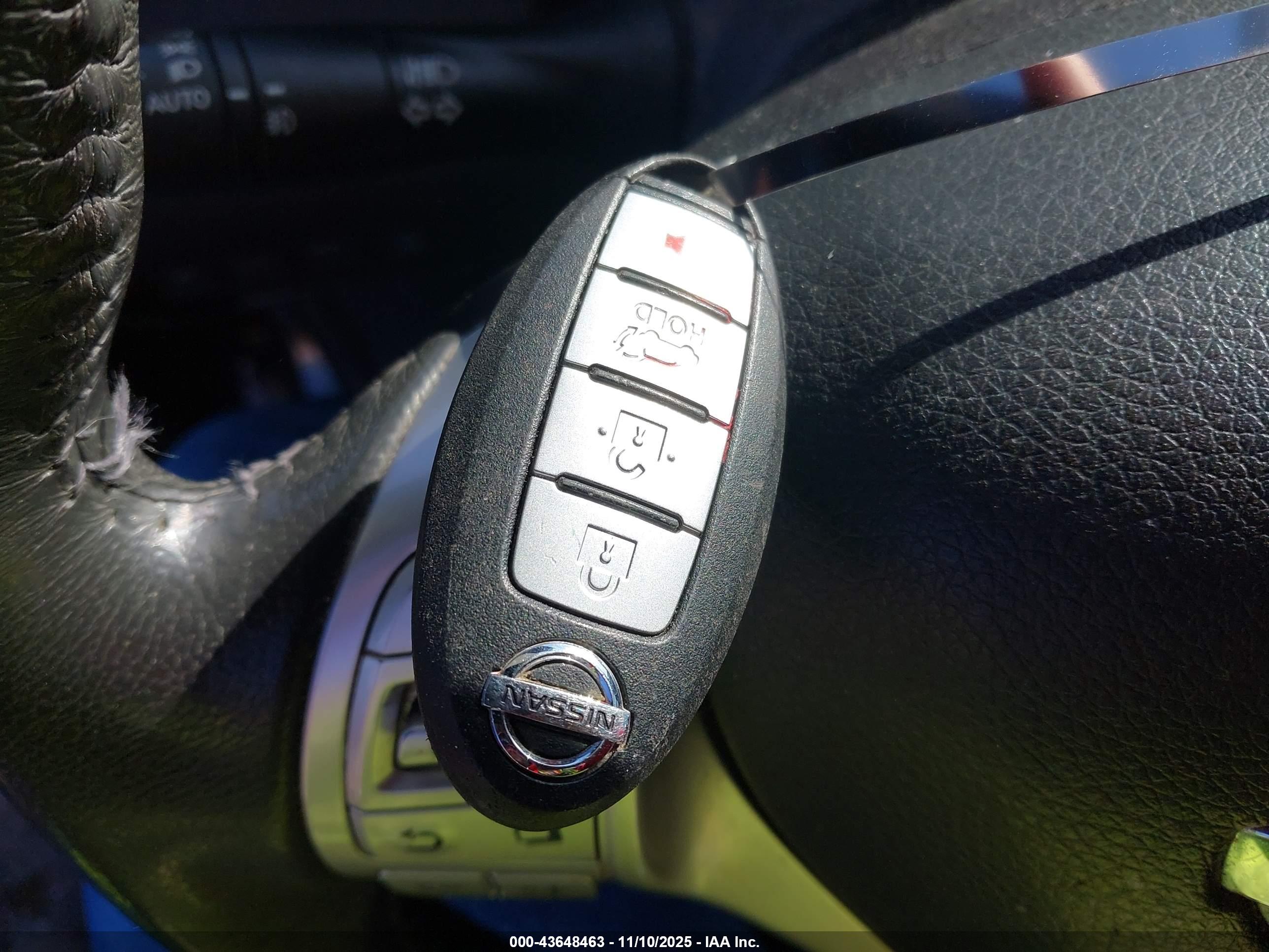 NISSAN ROGUE image 11