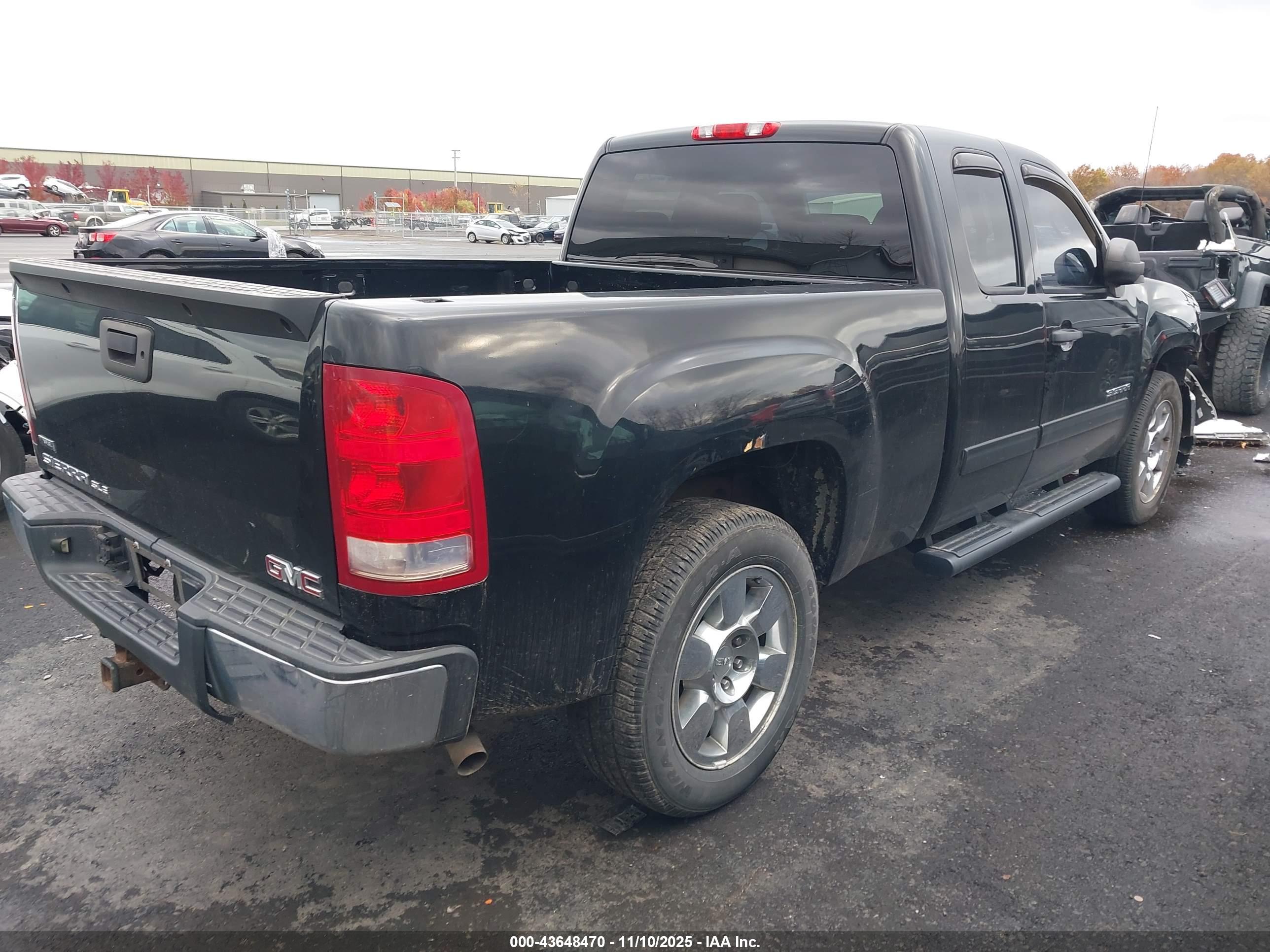 GMC SIERRA image 4