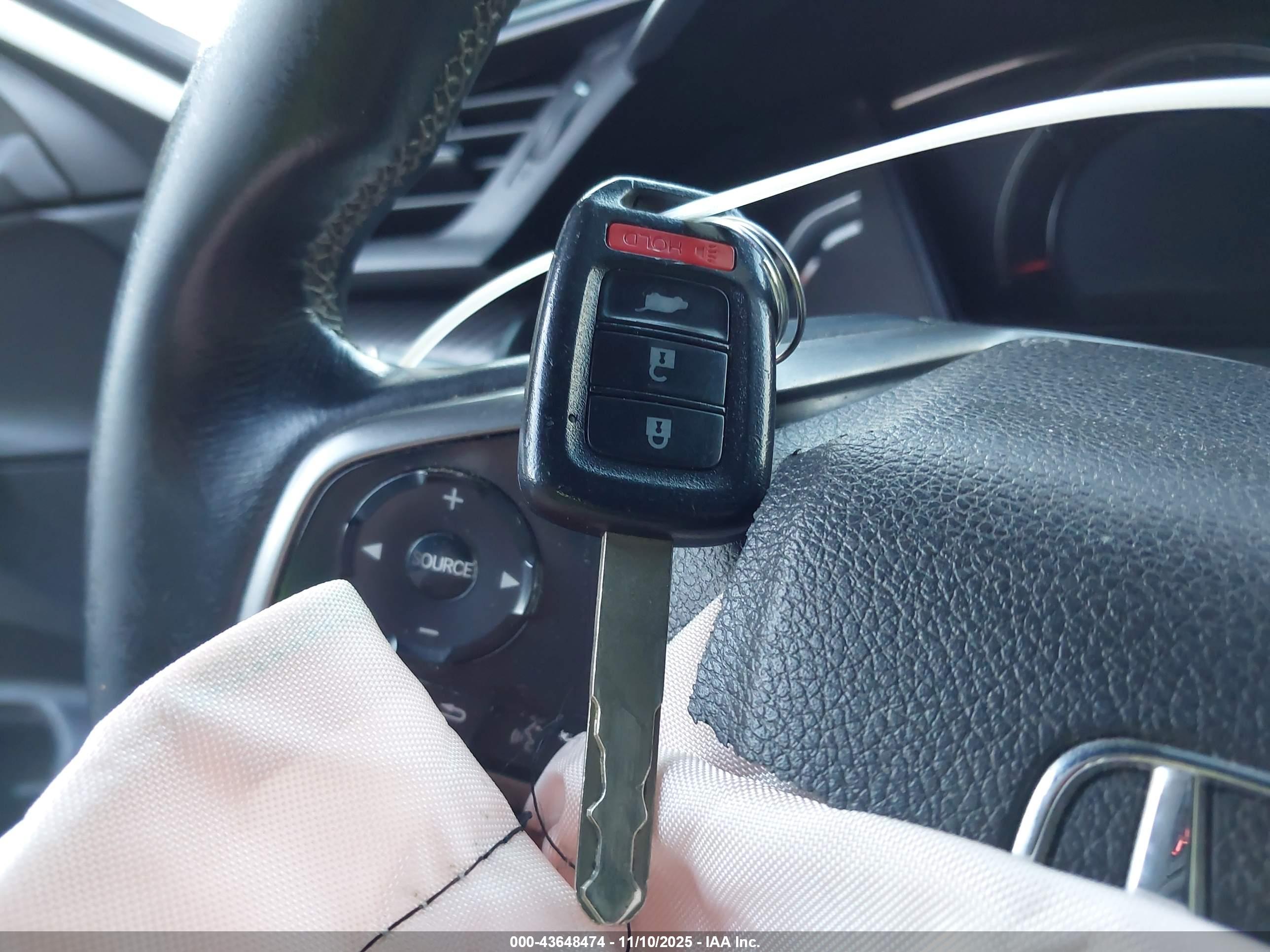 HONDA CIVIC image 11