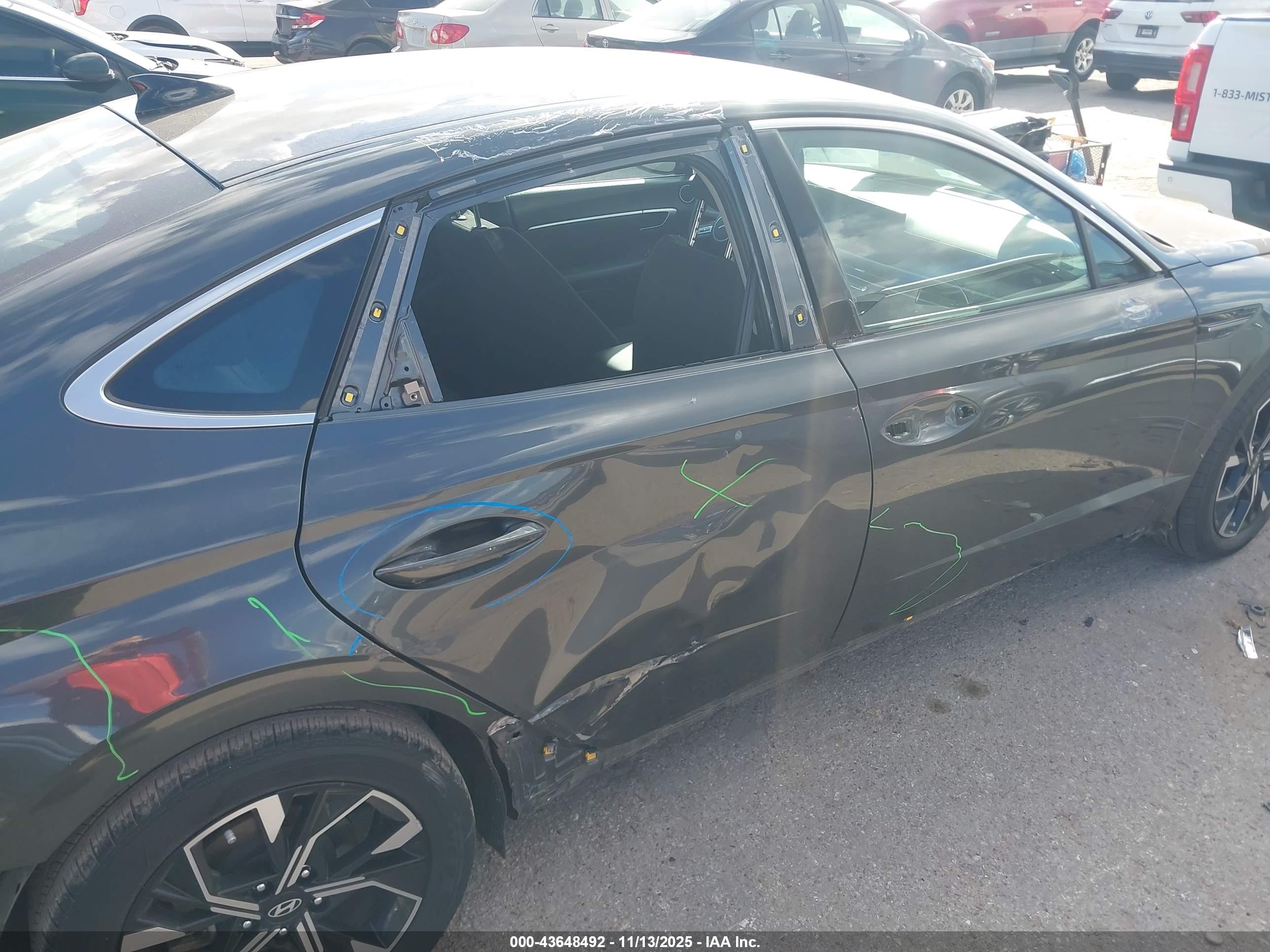 HYUNDAI SONATA image 6