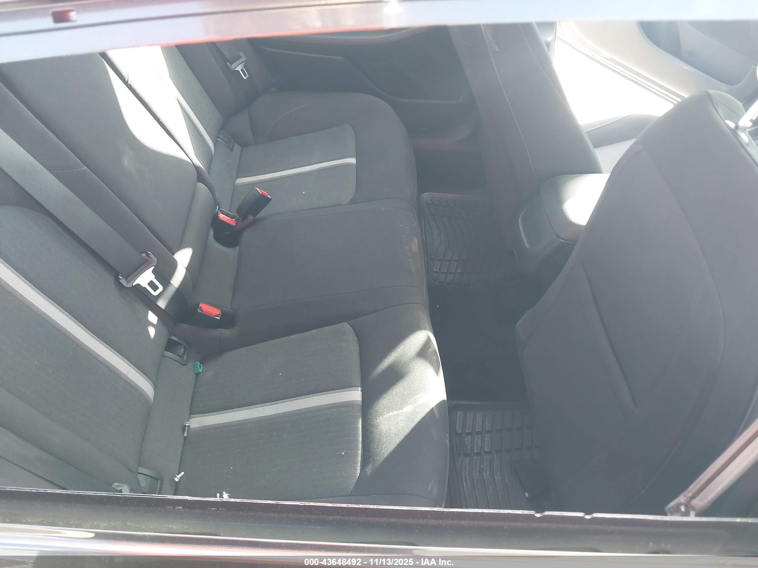 HYUNDAI SONATA image 8