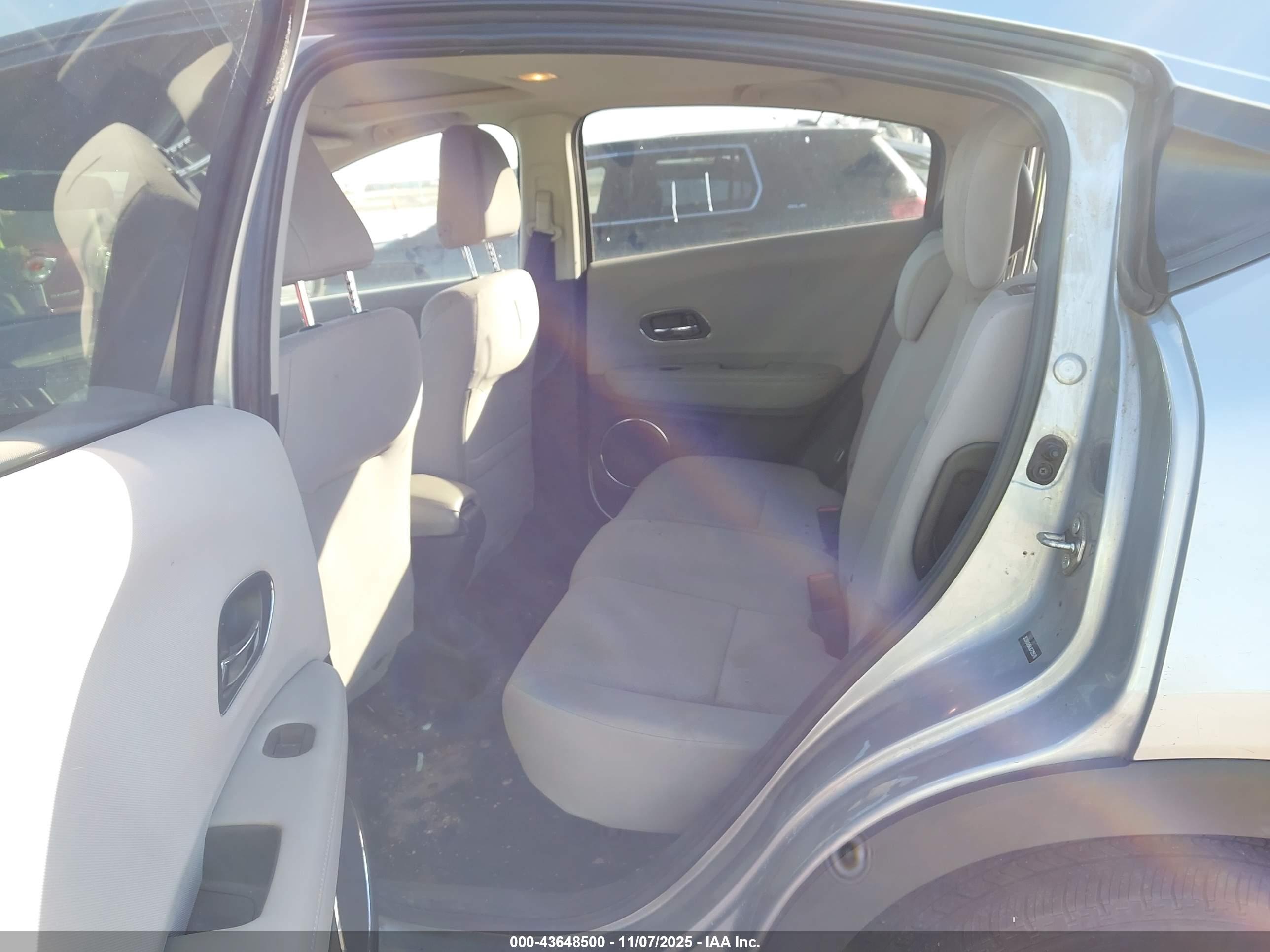 HONDA HR-V image 8