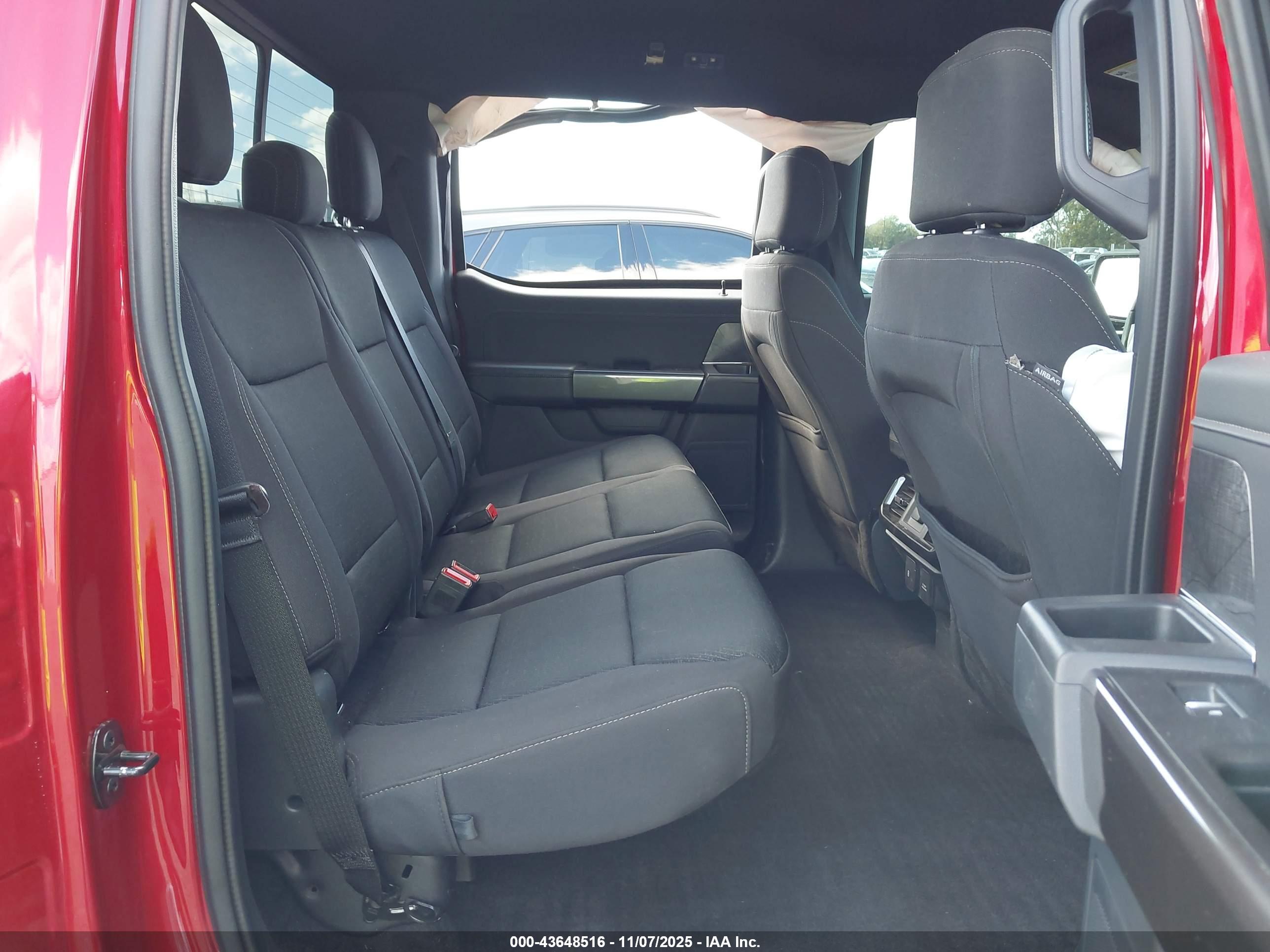 FORD F-150 image 8