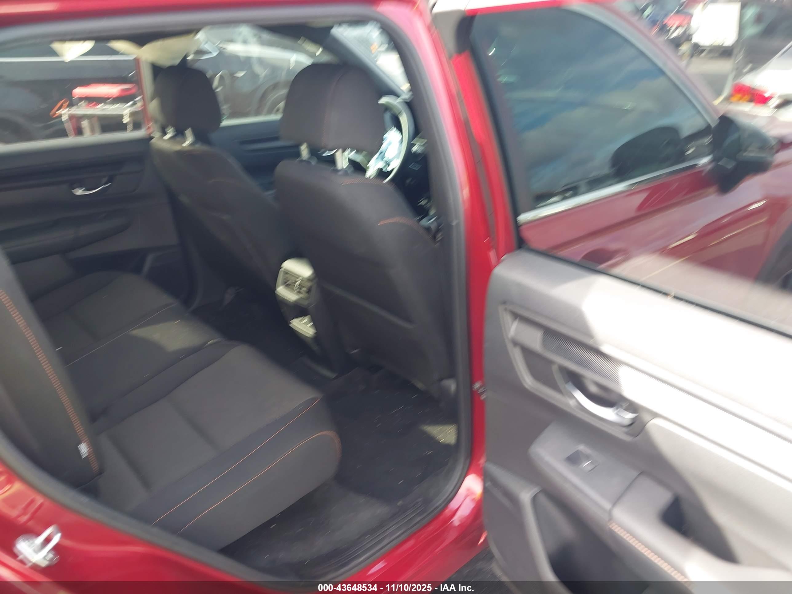 HONDA CR-V image 8
