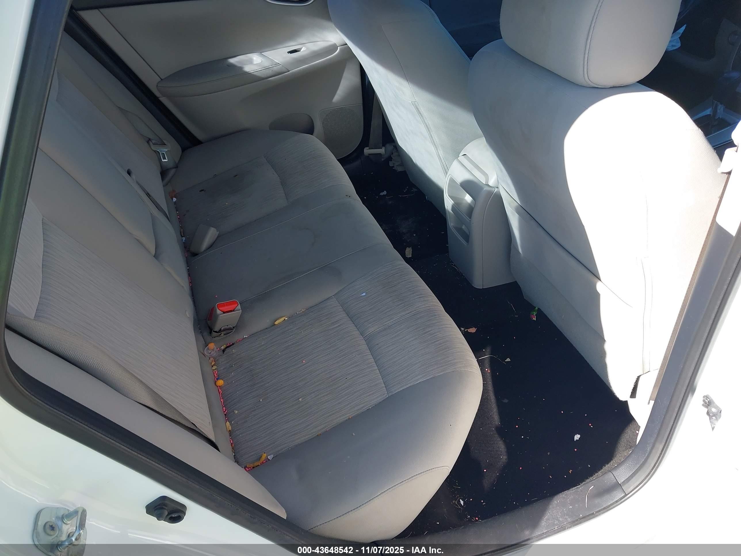 NISSAN SENTRA image 8