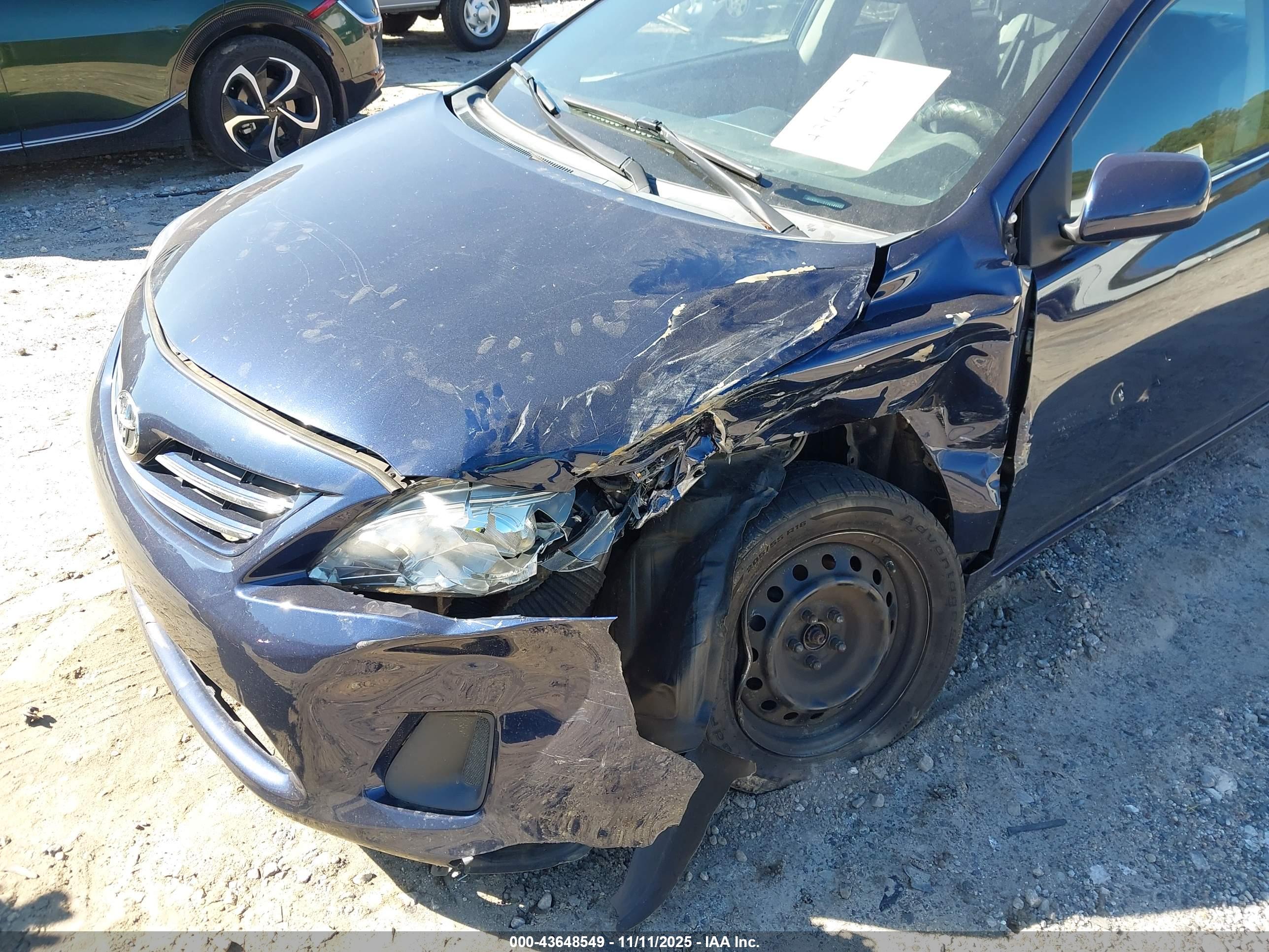 TOYOTA COROLLA image 6