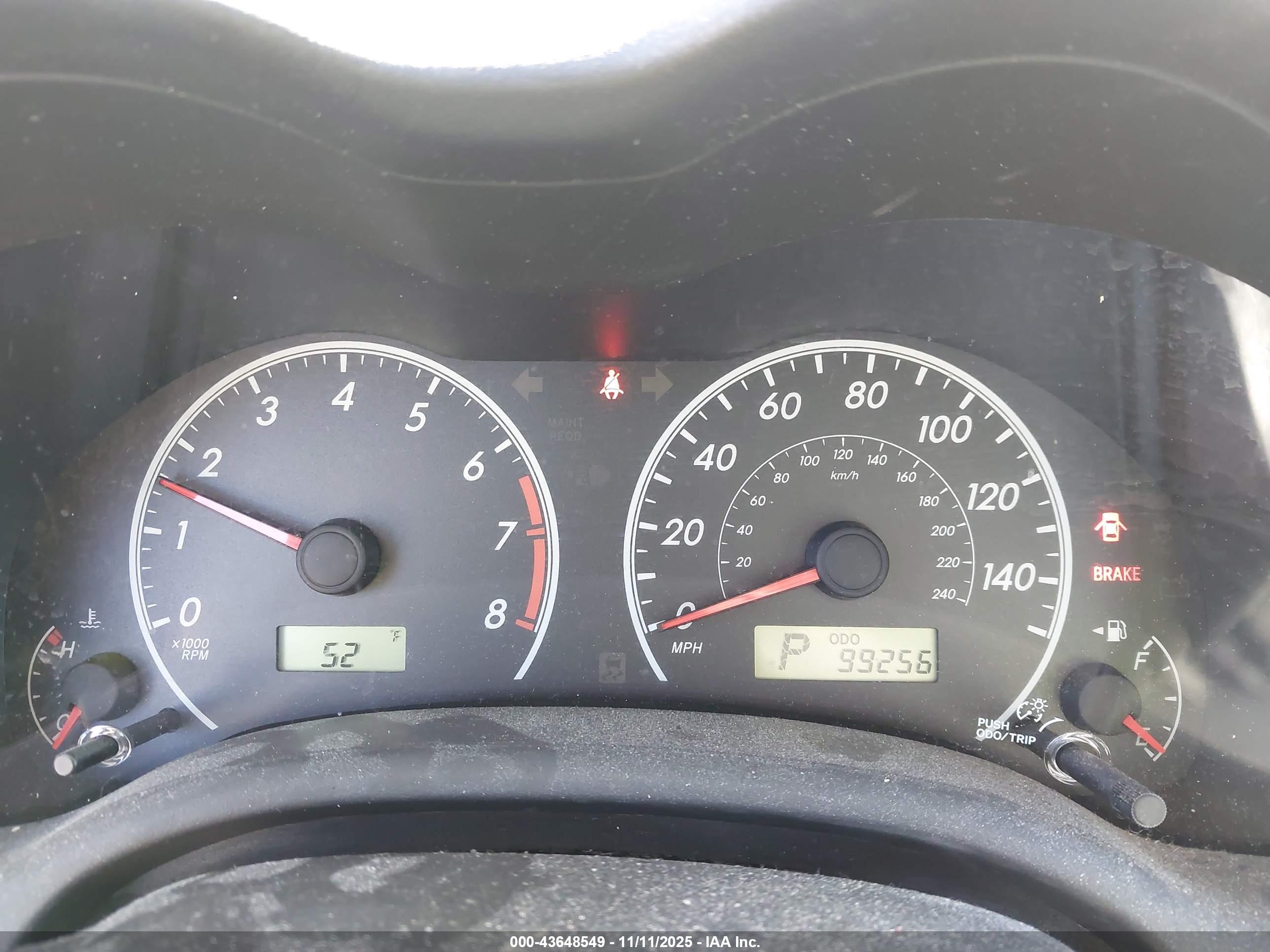 TOYOTA COROLLA image 7
