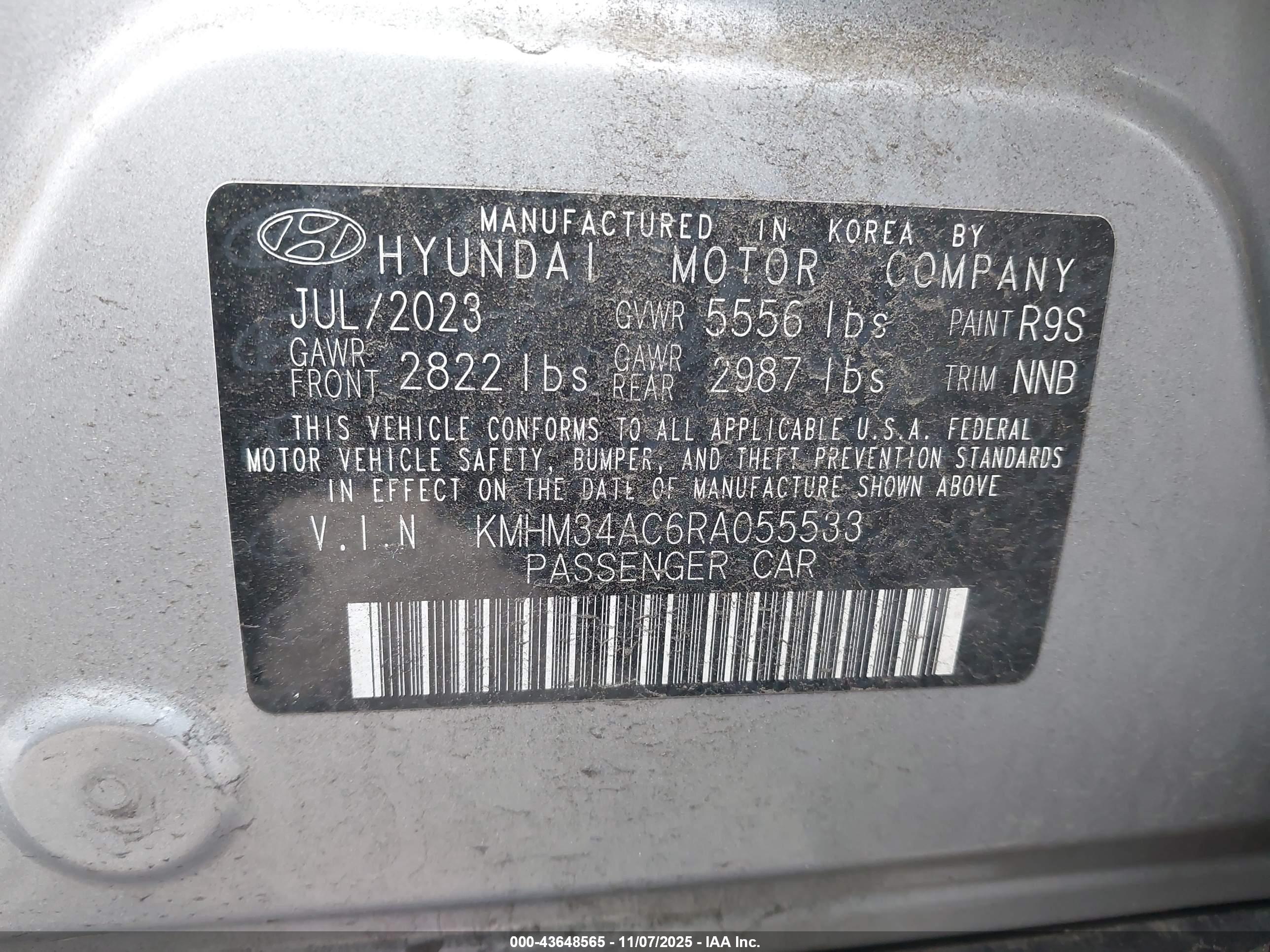 HYUNDAI IONIQ image 9
