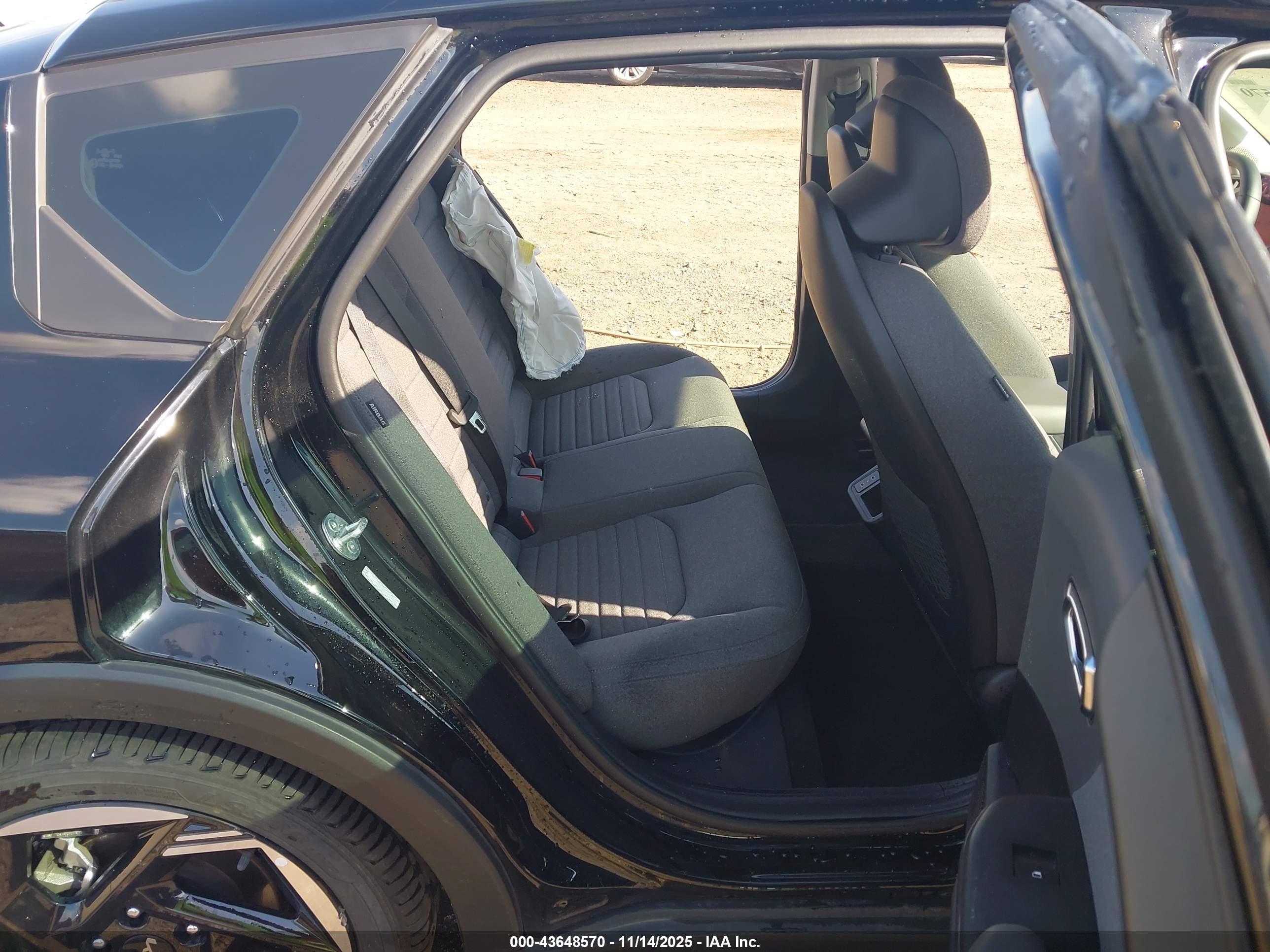 KIA K4 image 8