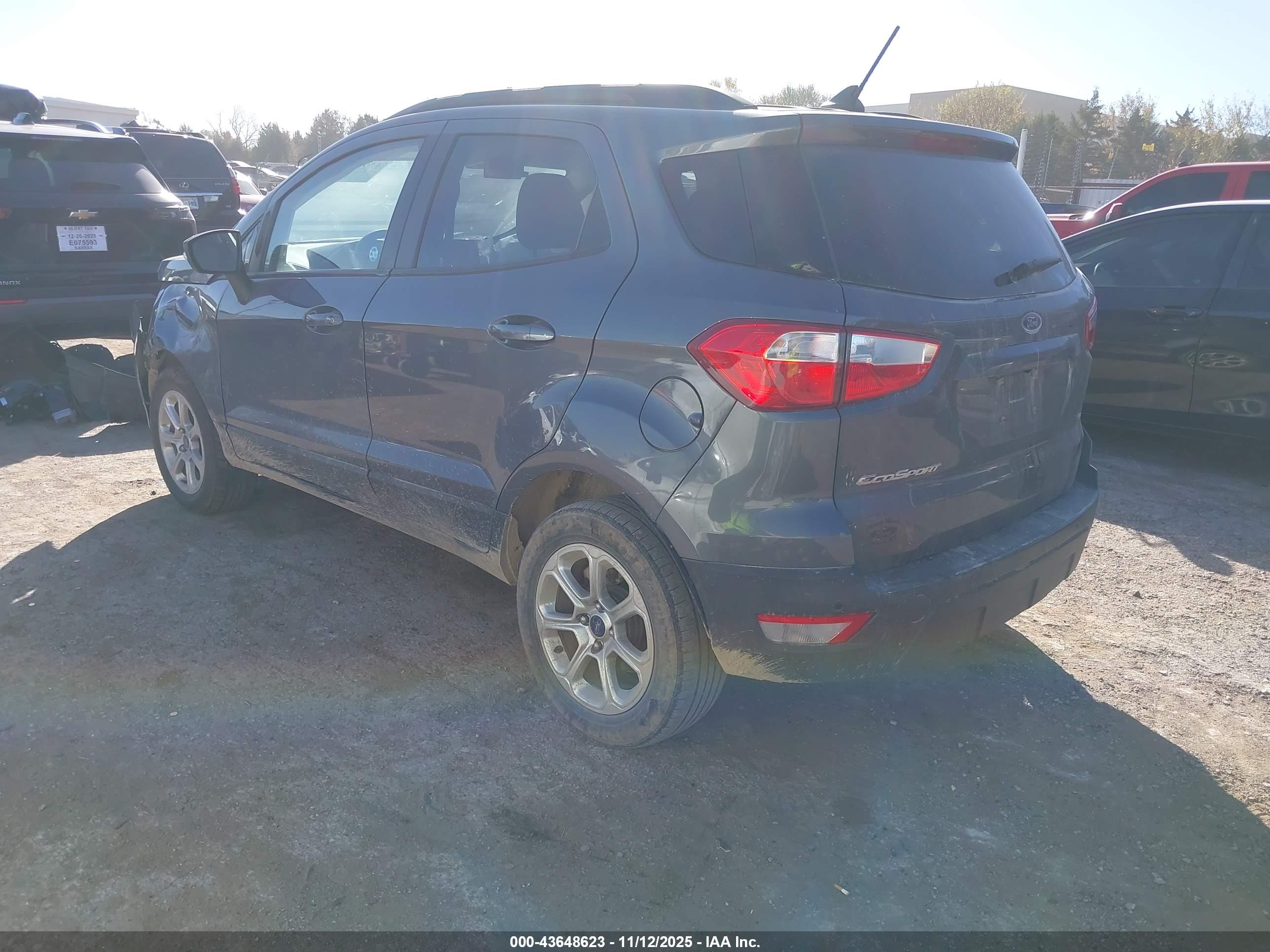 FORD ECOSPORT image 3