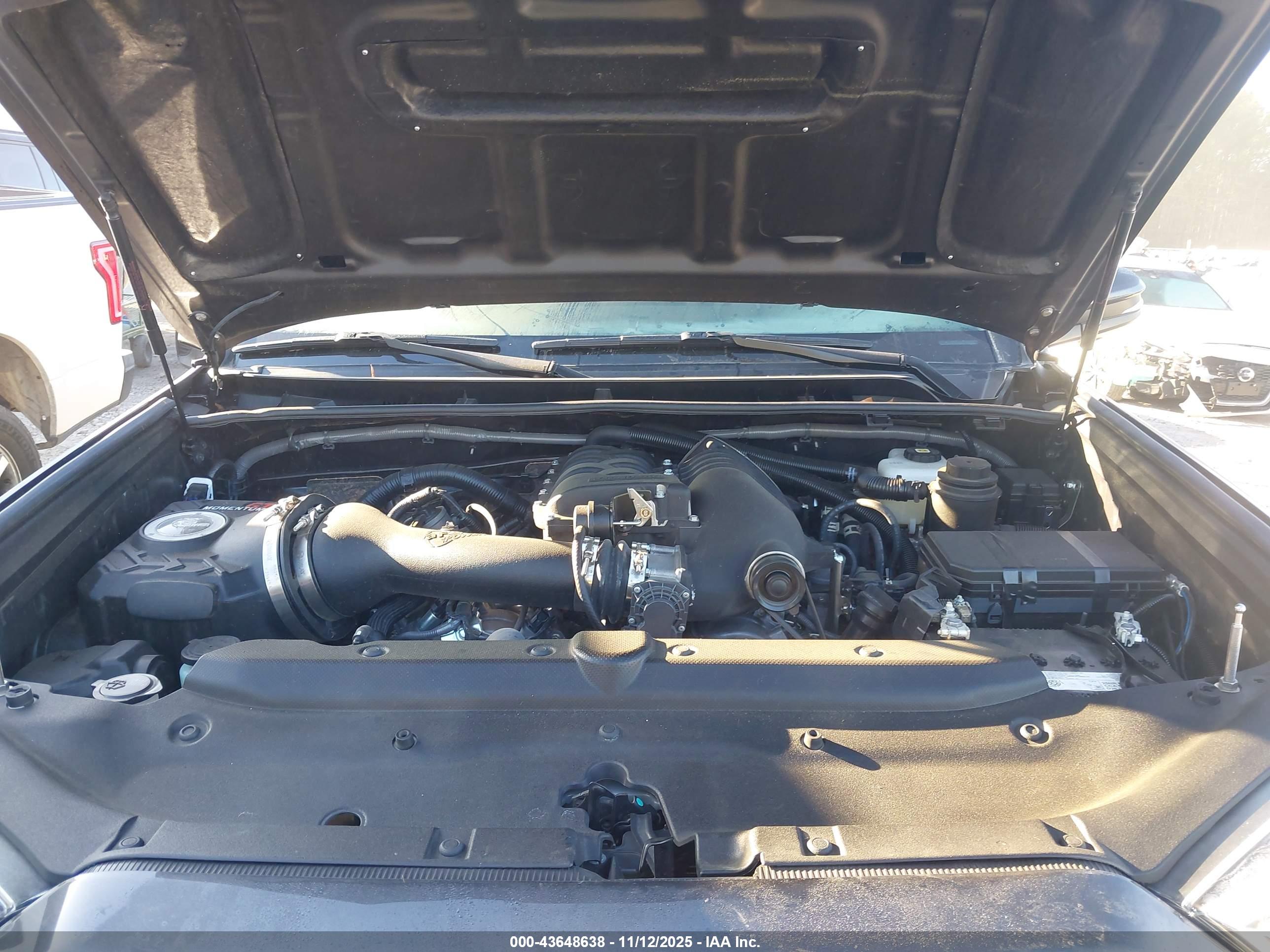 TOYOTA 4RUNNER image 10