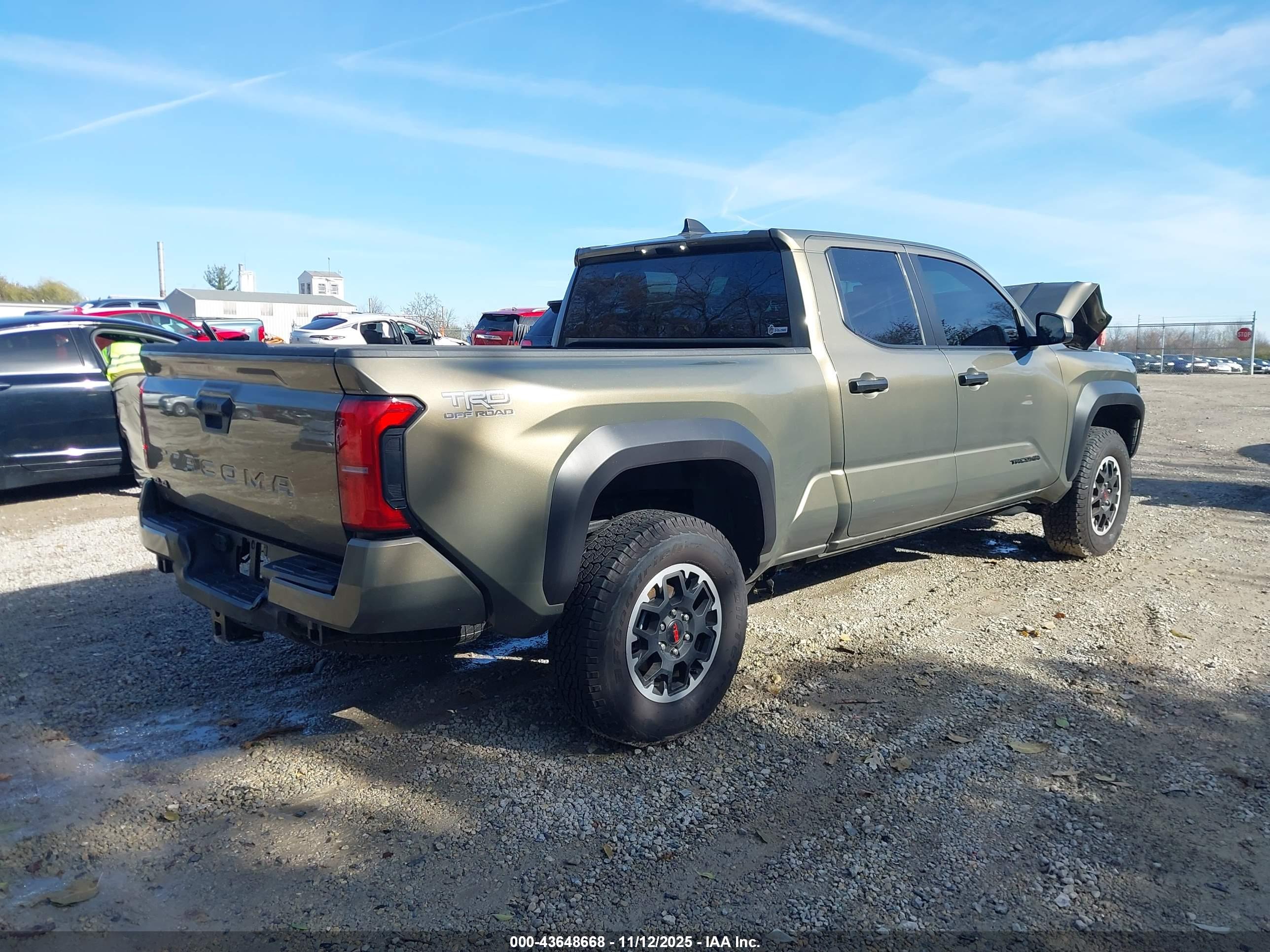 TOYOTA TACOMA image 4