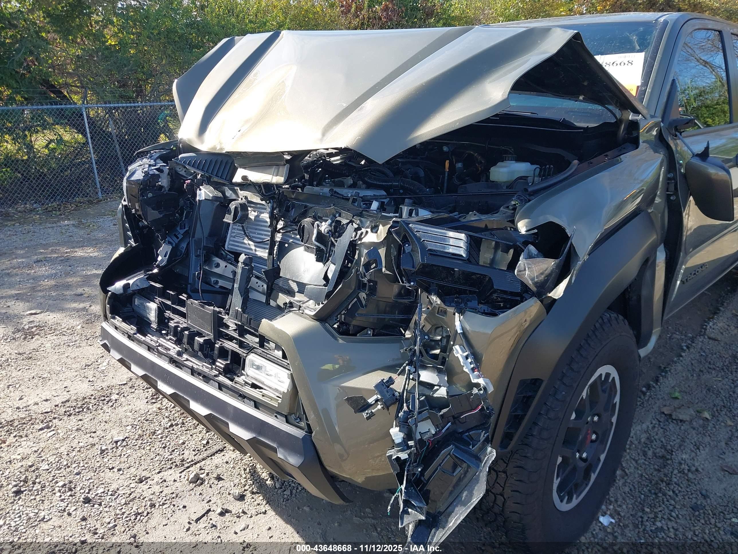 TOYOTA TACOMA image 6