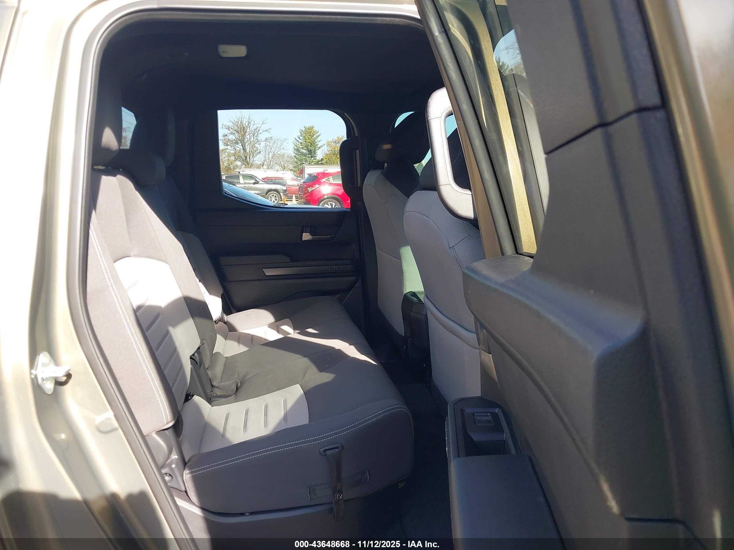 TOYOTA TACOMA image 8