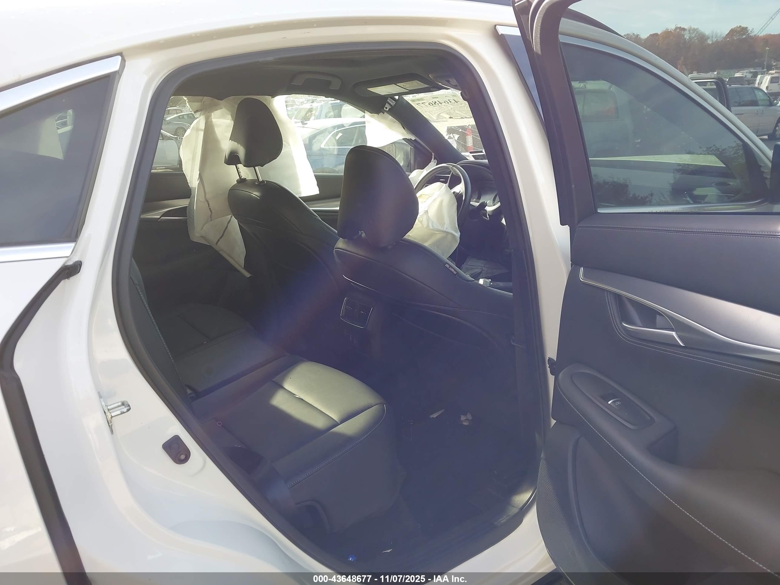 INFINITI QX55 image 8